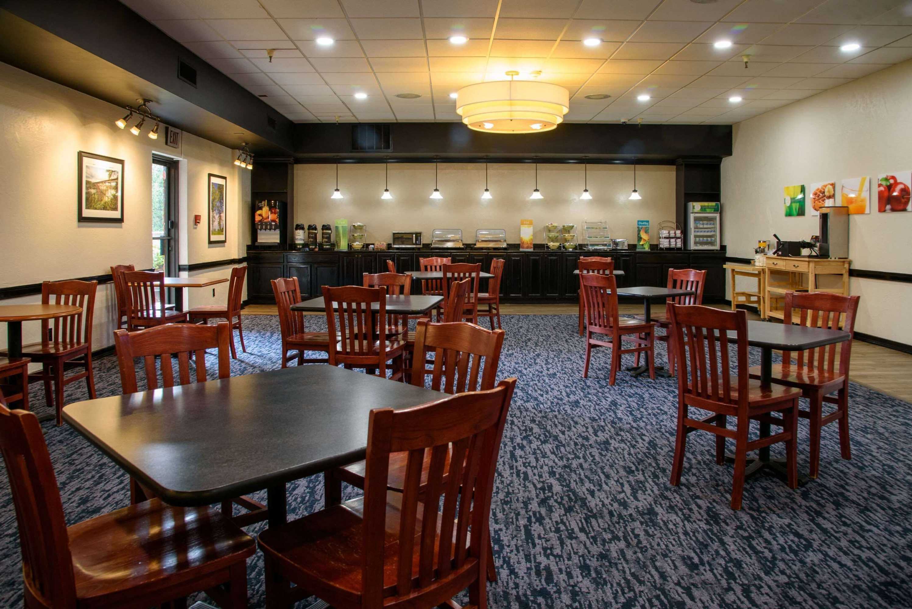 Gift card for Quality Inn Lewisburg Gift card for Quality Inn Lewisburg
