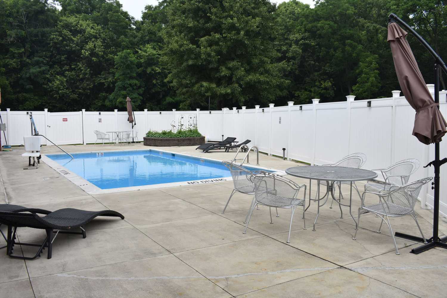 Gift card for Quality Inn & Suites Kearneysville - Martinsburg