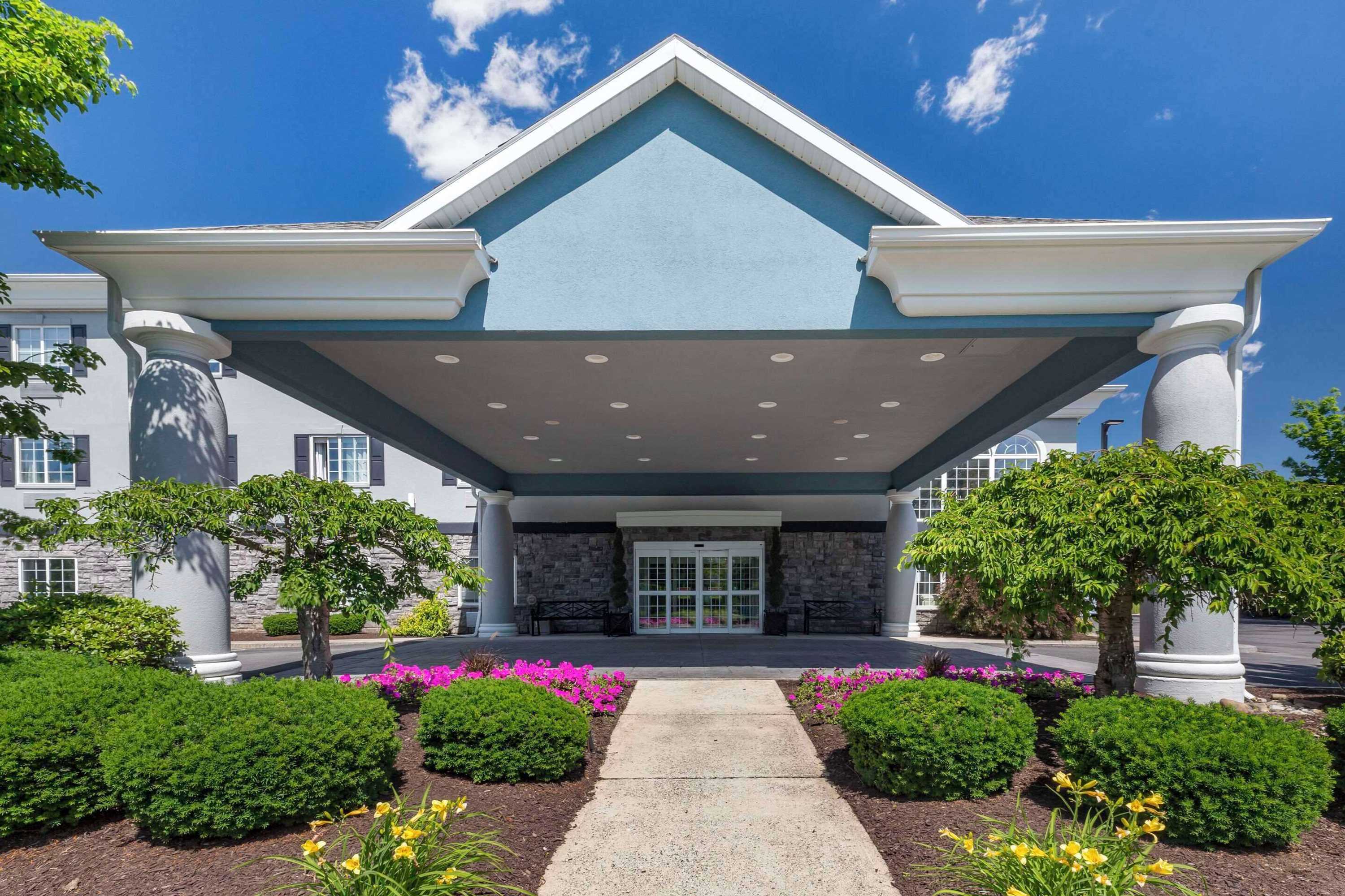 Gift card for Comfort Inn & Suites East Greenbush - Albany Gift card for Comfort Inn & Suites East Greenbush - Albany