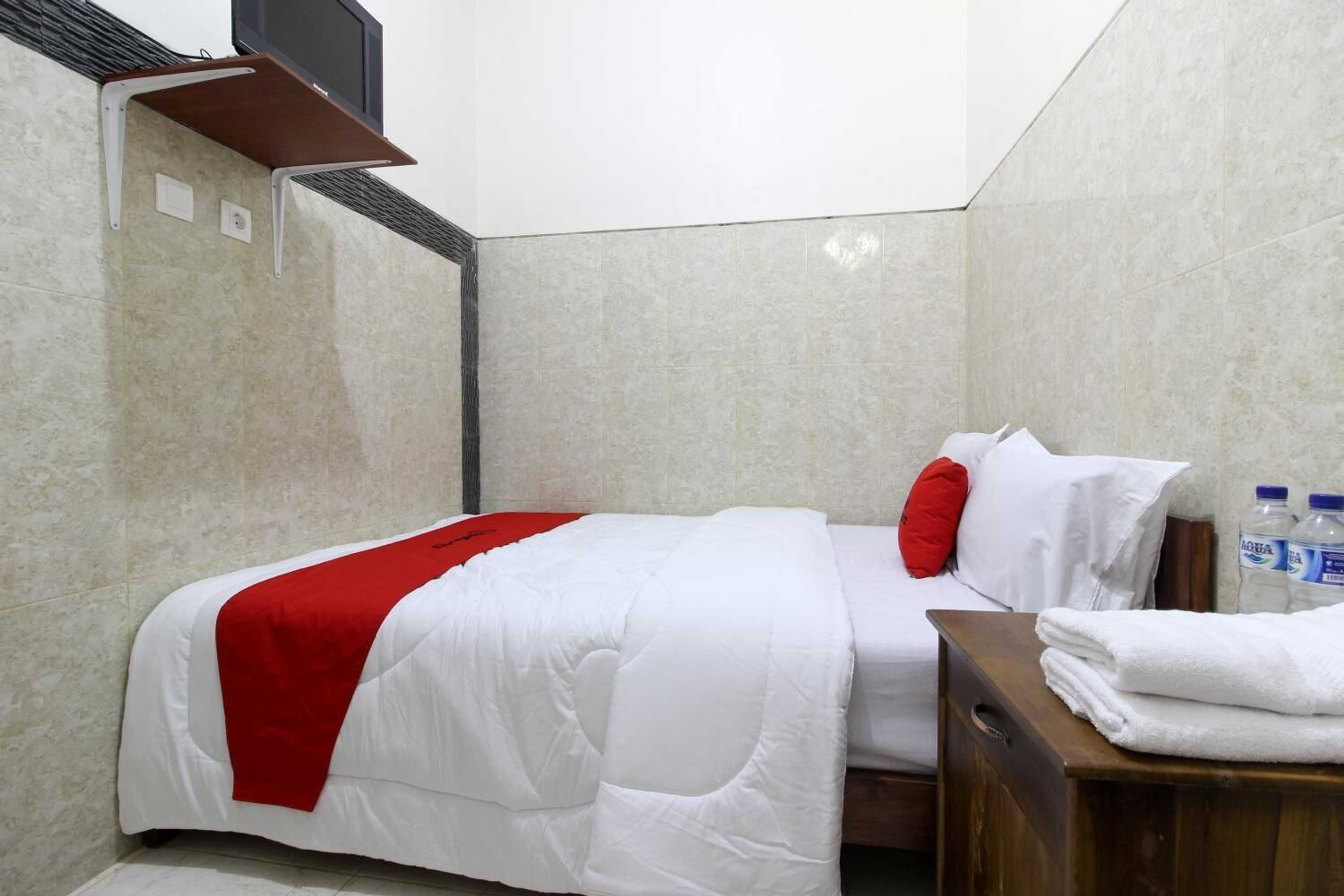 Gift card for Reddoorz Near Museum Gunung Merapi Gift card for Reddoorz Near Museum Gunung Merapi