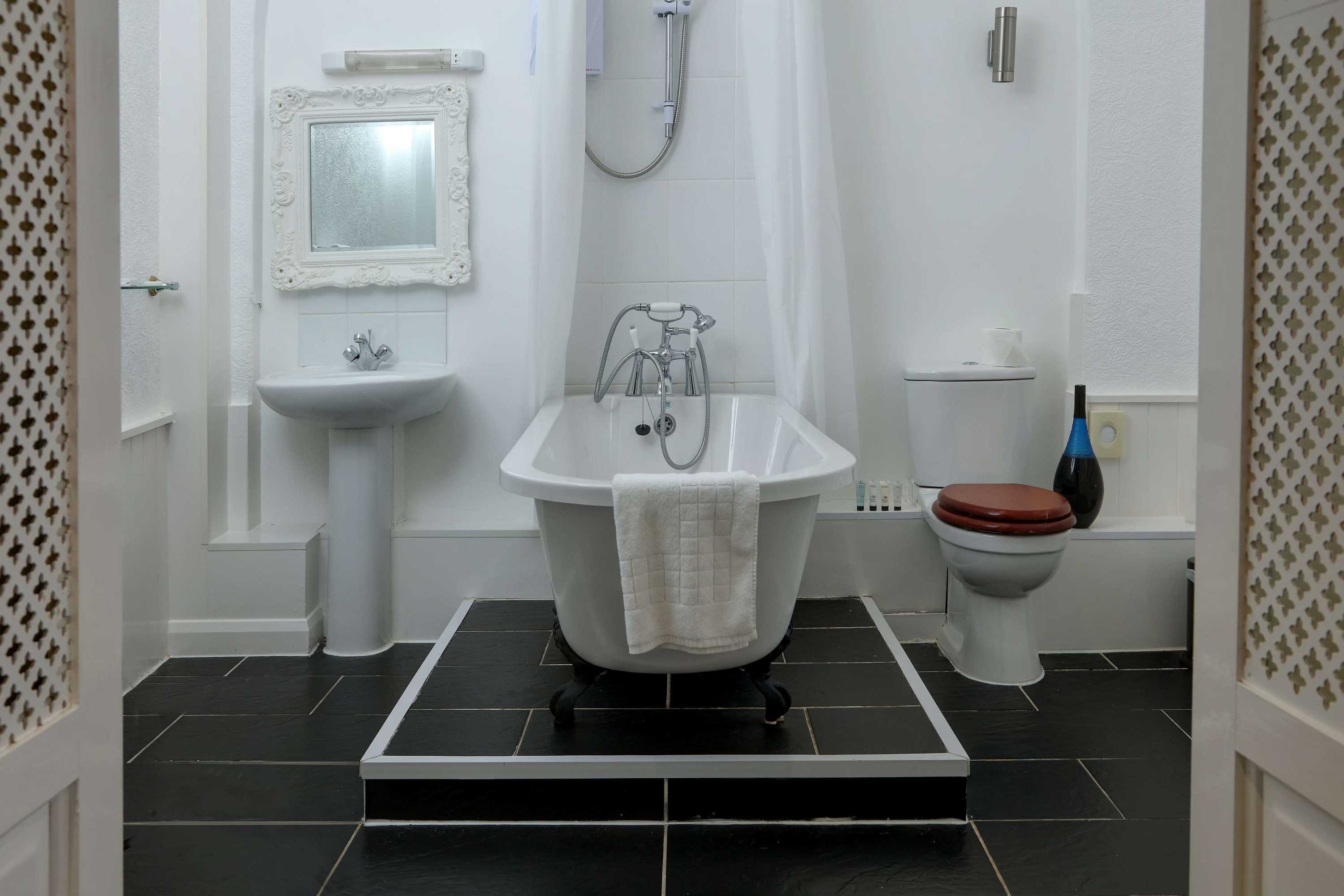 Gift card for The Judds Folly Hotel, Sure Hotel Collection by Best Western