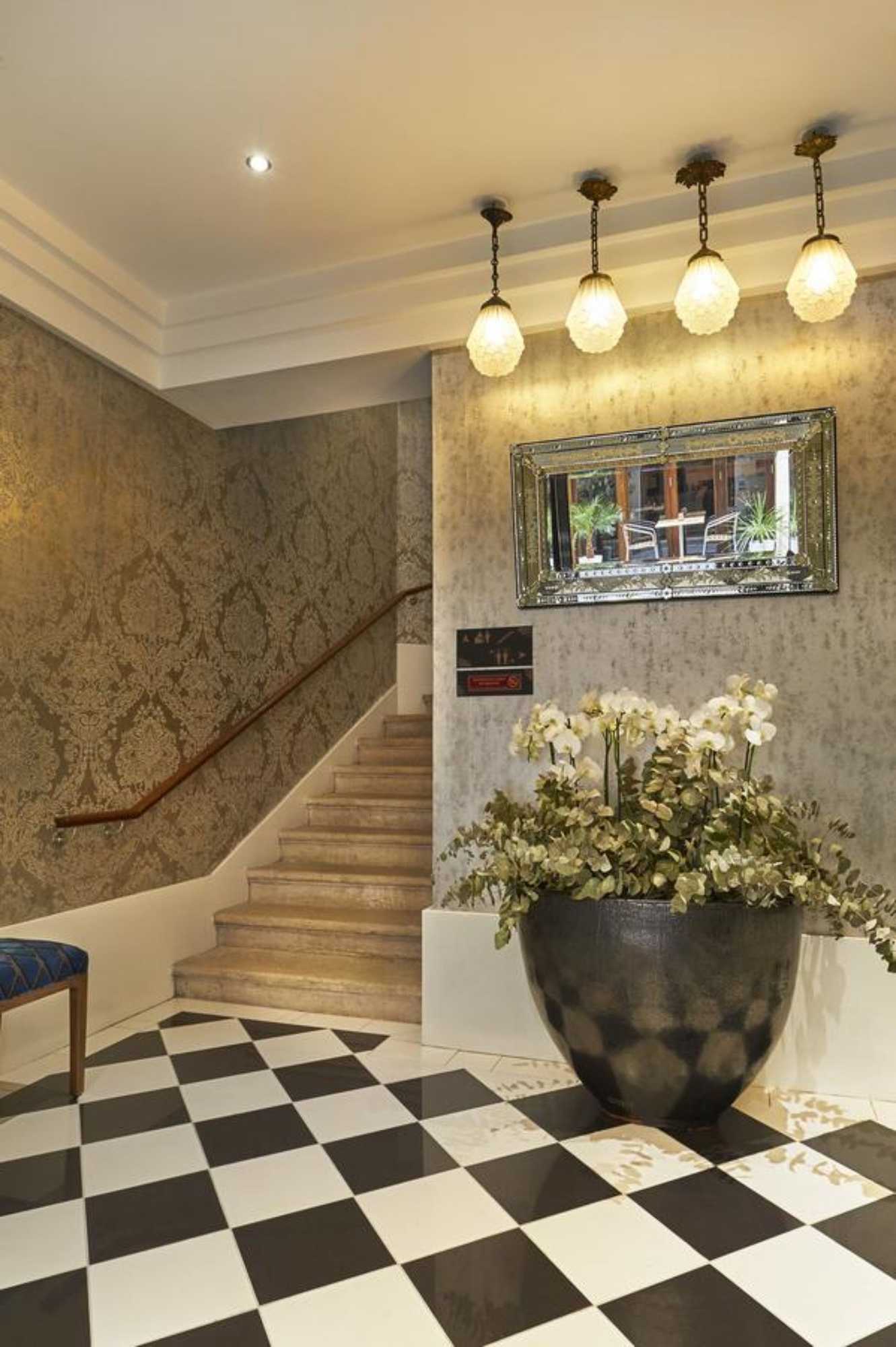 Gift card for Best Western Premier Hotel Bayonne Etche Ona - Bordeaux Gift card for Best Western Premier Hotel Bayonne Etche Ona - Bordeaux