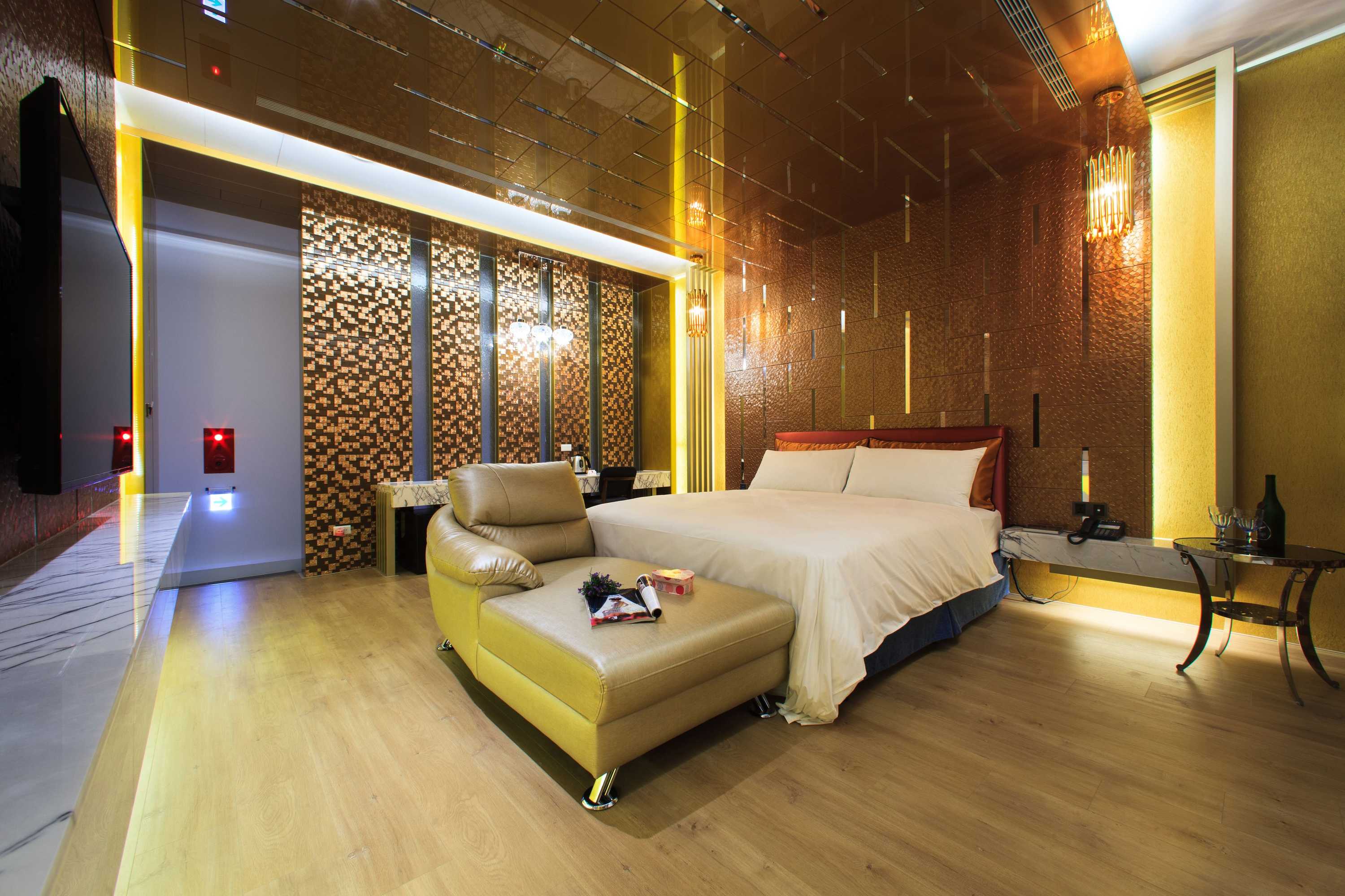 Gift card for Chen He Spa Motel Gift card for Chen He Spa Motel