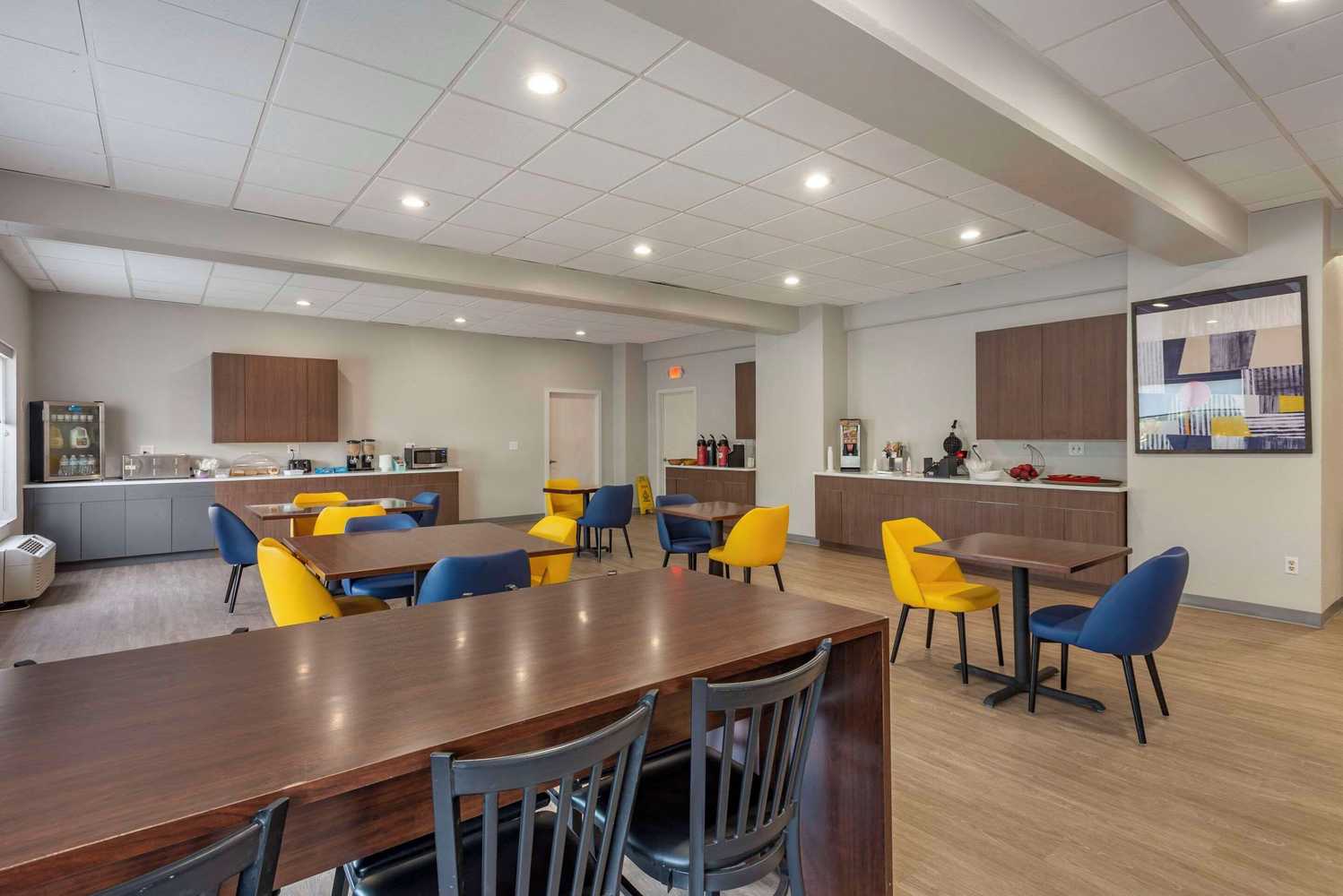 Gift card for Comfort Inn Philadelphia International Airport West