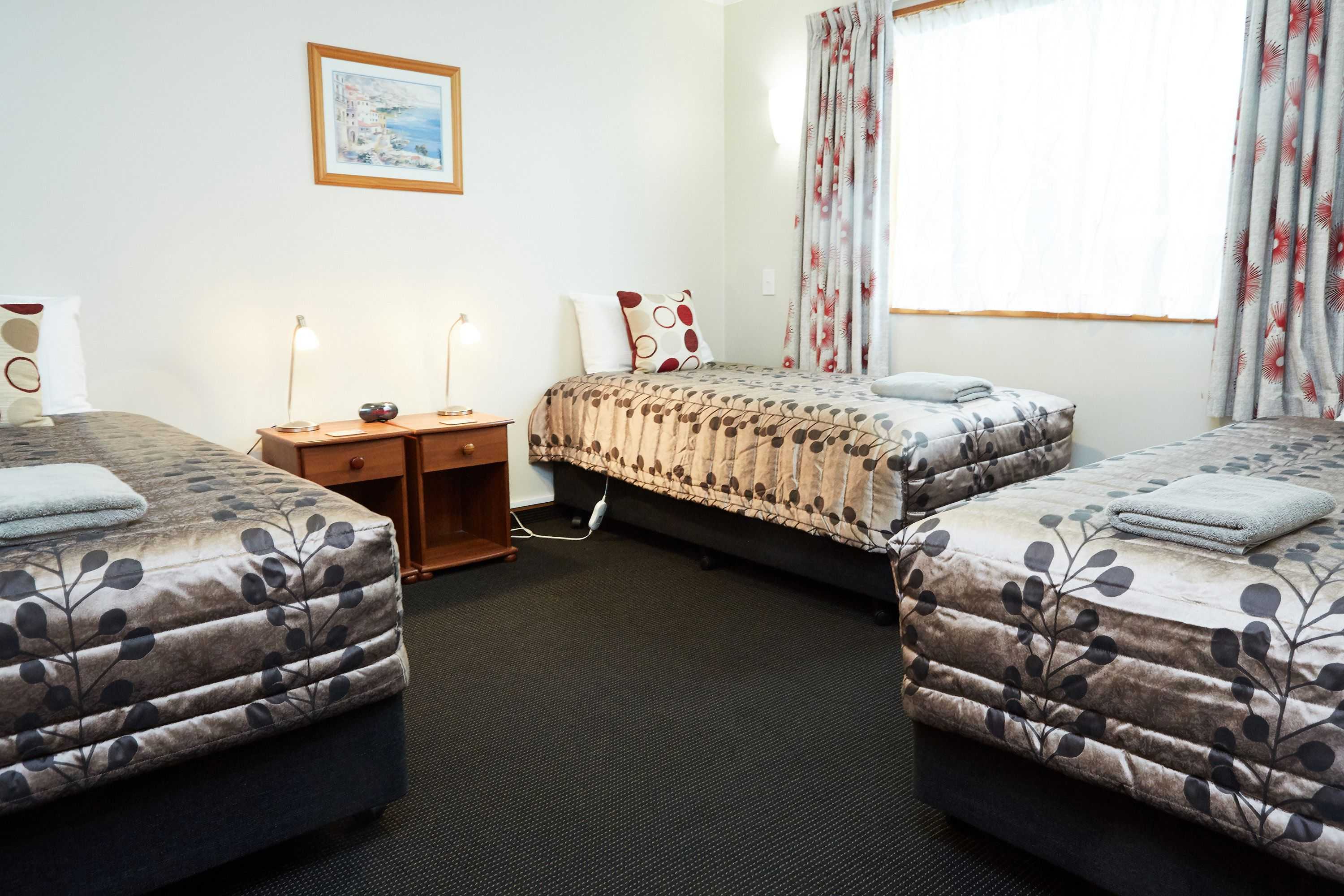 Gift card for Admiral Court Motel & Apartments Gift card for Admiral Court Motel & Apartments