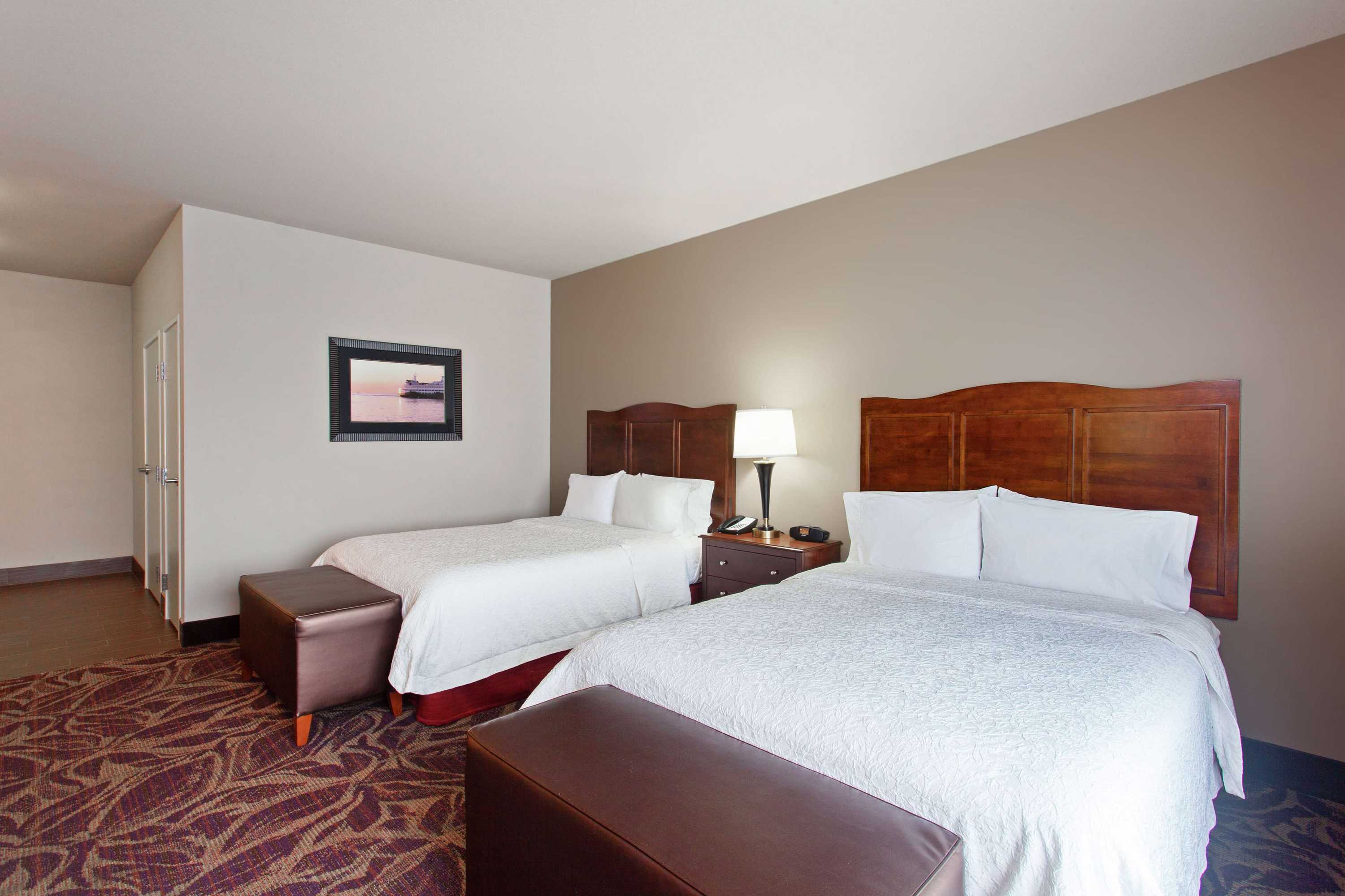 Gift card for Hampton Inn Seattle/everett