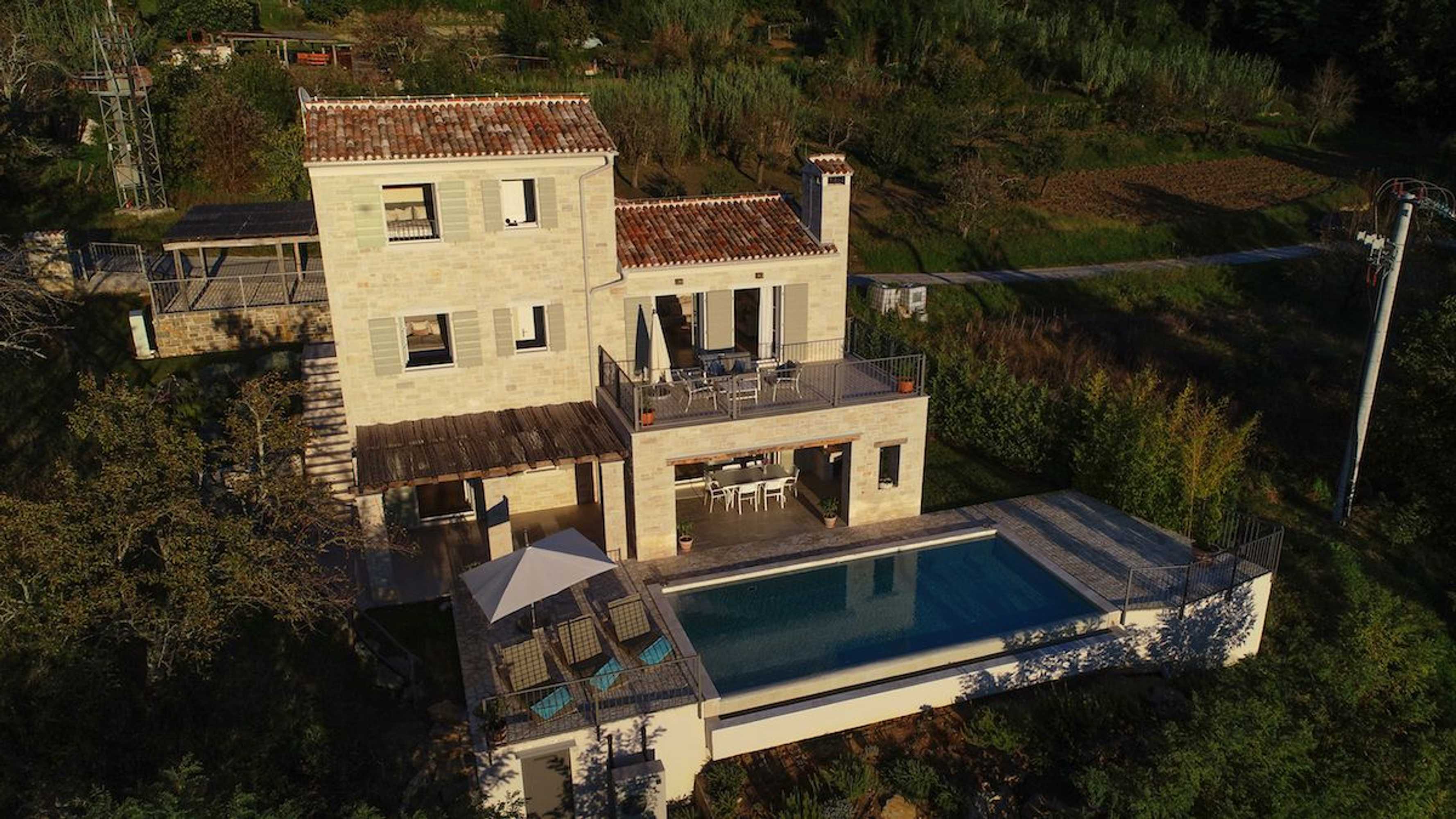 Gift card for JD Villas