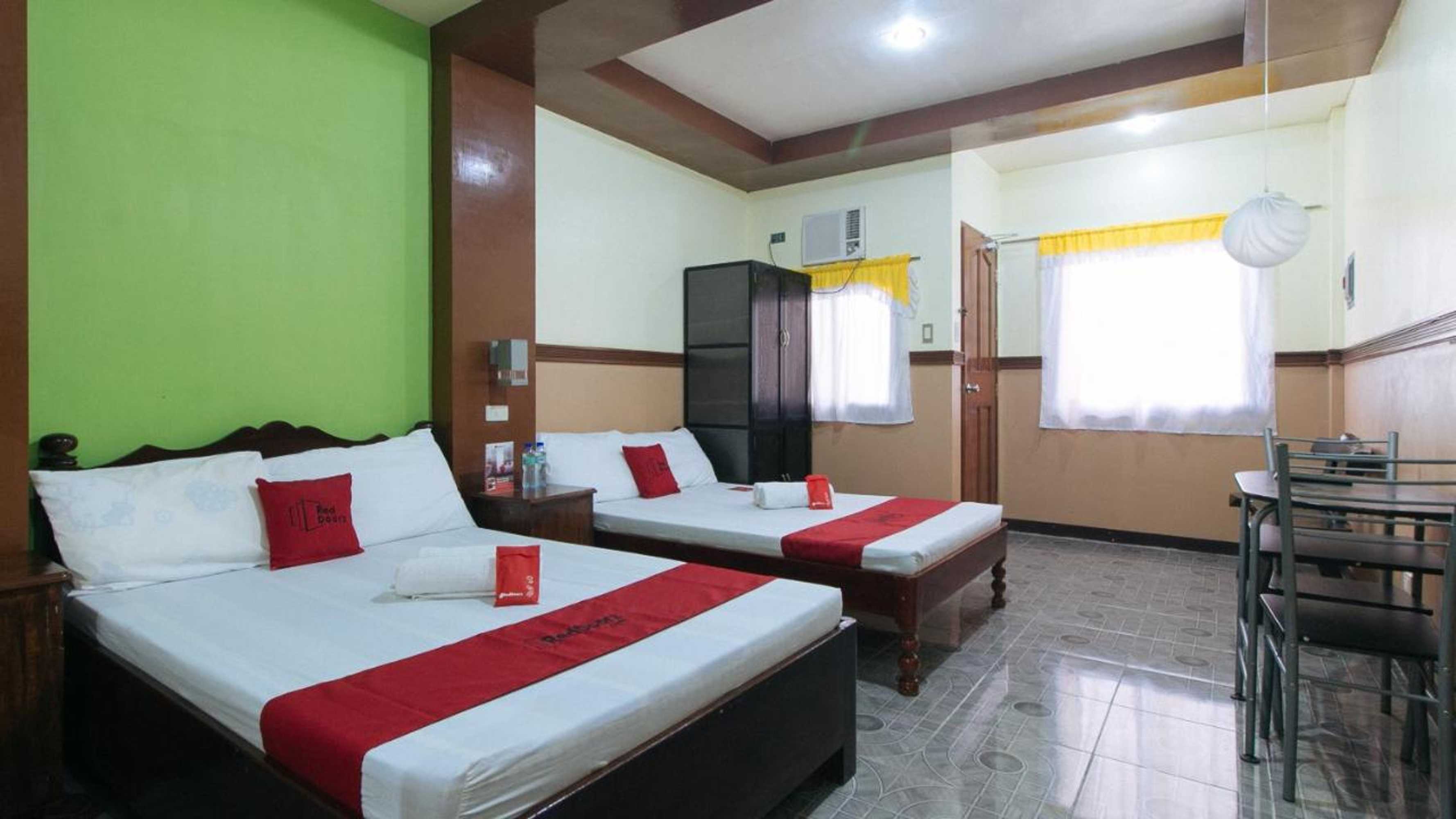 Gift card for Reddoorz Plus Near Municipality of Luisiana Laguna
