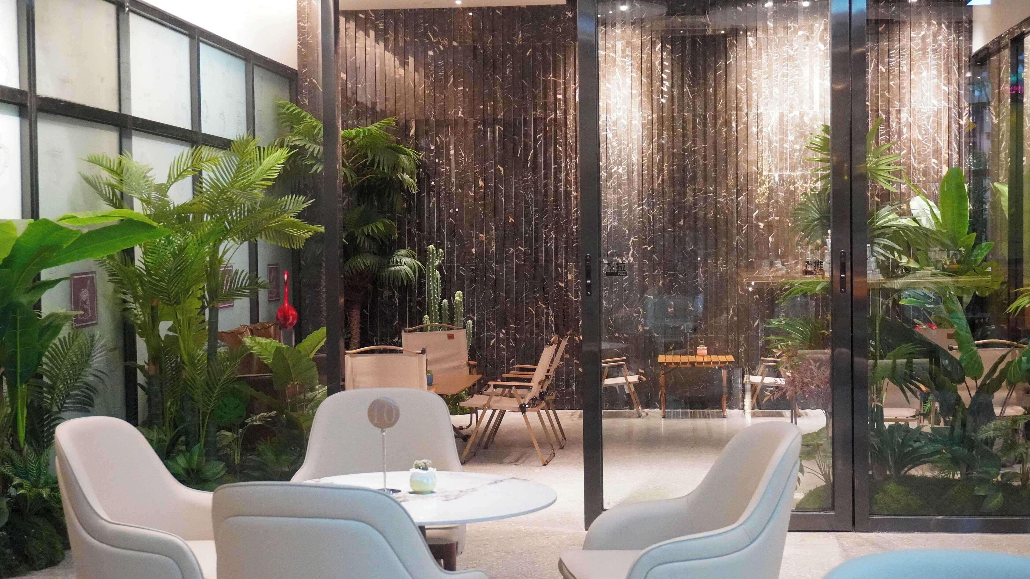 Gift card for Holiday Inn Express Nanning Jiangnan by Ihg Gift card for Holiday Inn Express Nanning Jiangnan by Ihg