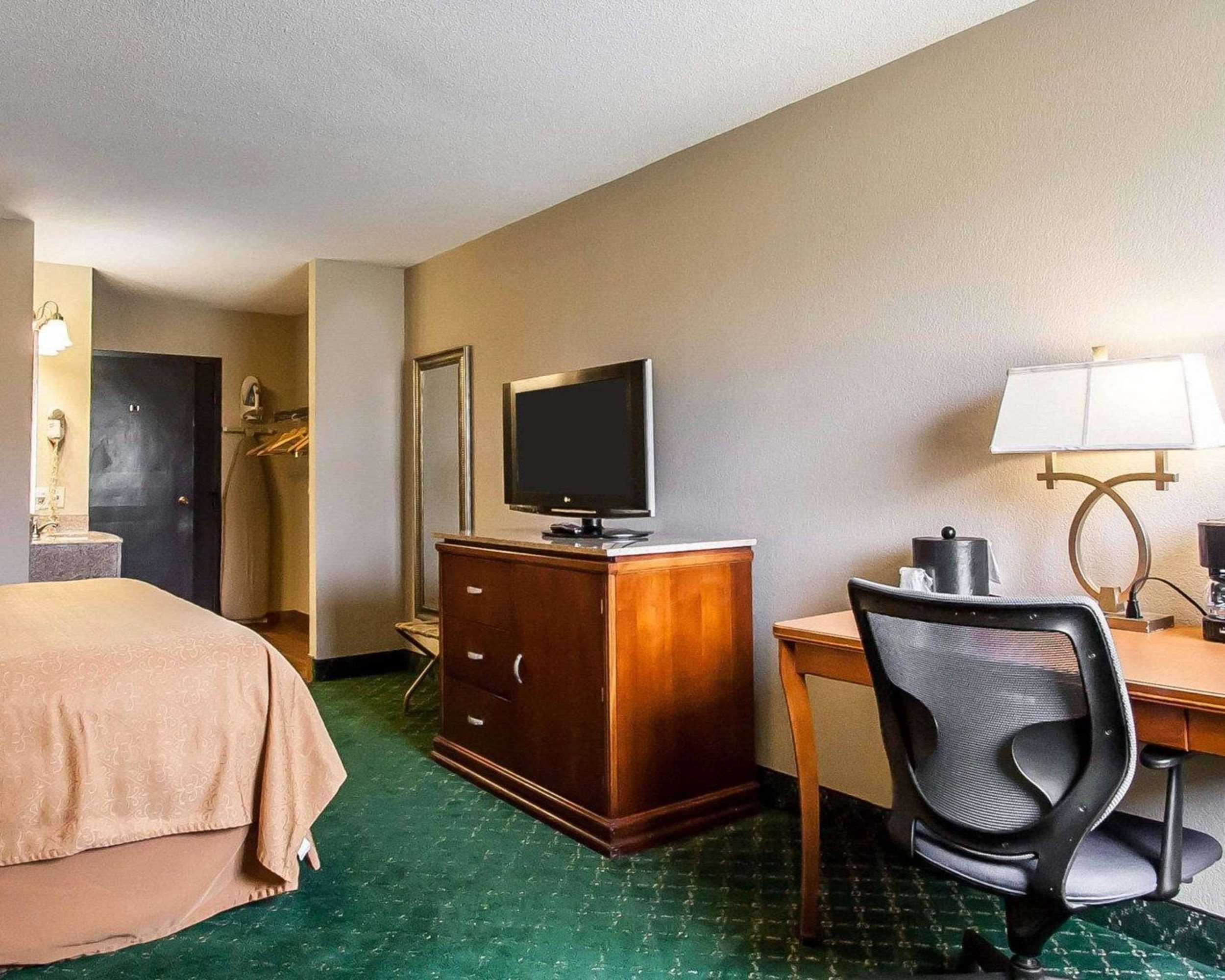 Gift card for Quality Inn Cairo I-57 Gift card for Quality Inn Cairo I-57