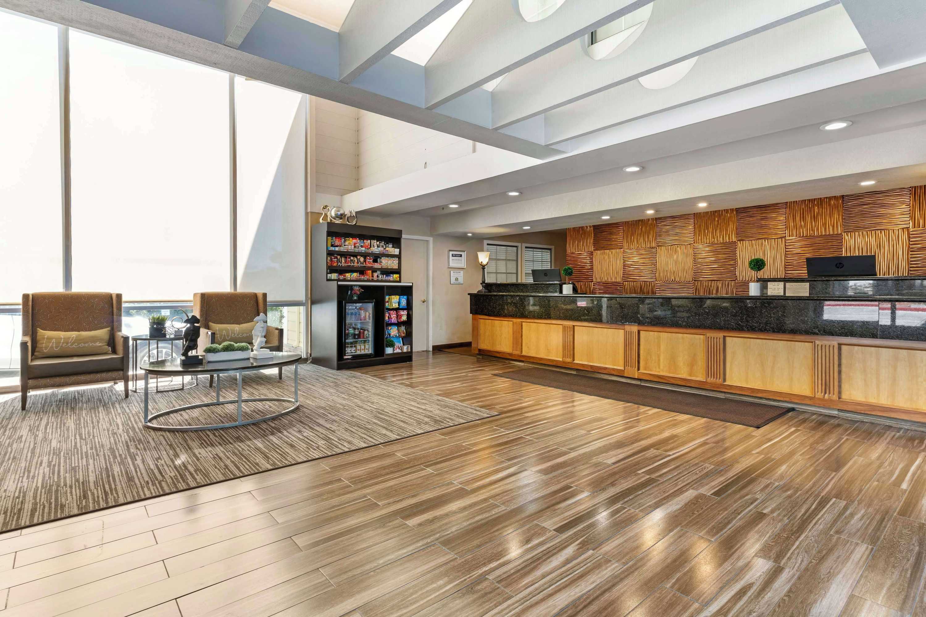 Gift card for Best Western Plus Heritage Inn Gift card for Best Western Plus Heritage Inn