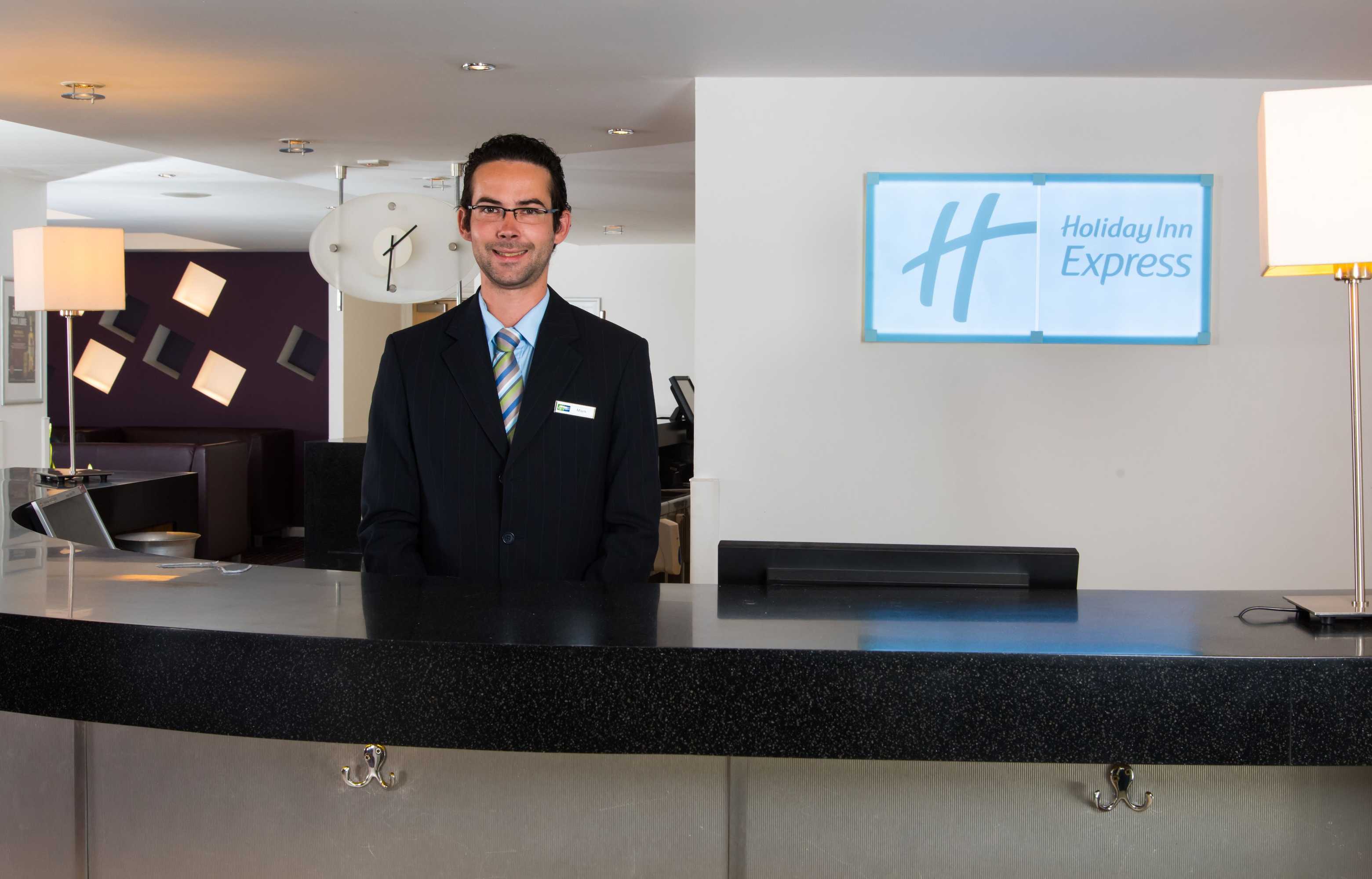 Gift card for Holiday Inn Express Hemel Hempstead by Ihg Gift card for Holiday Inn Express Hemel Hempstead by Ihg