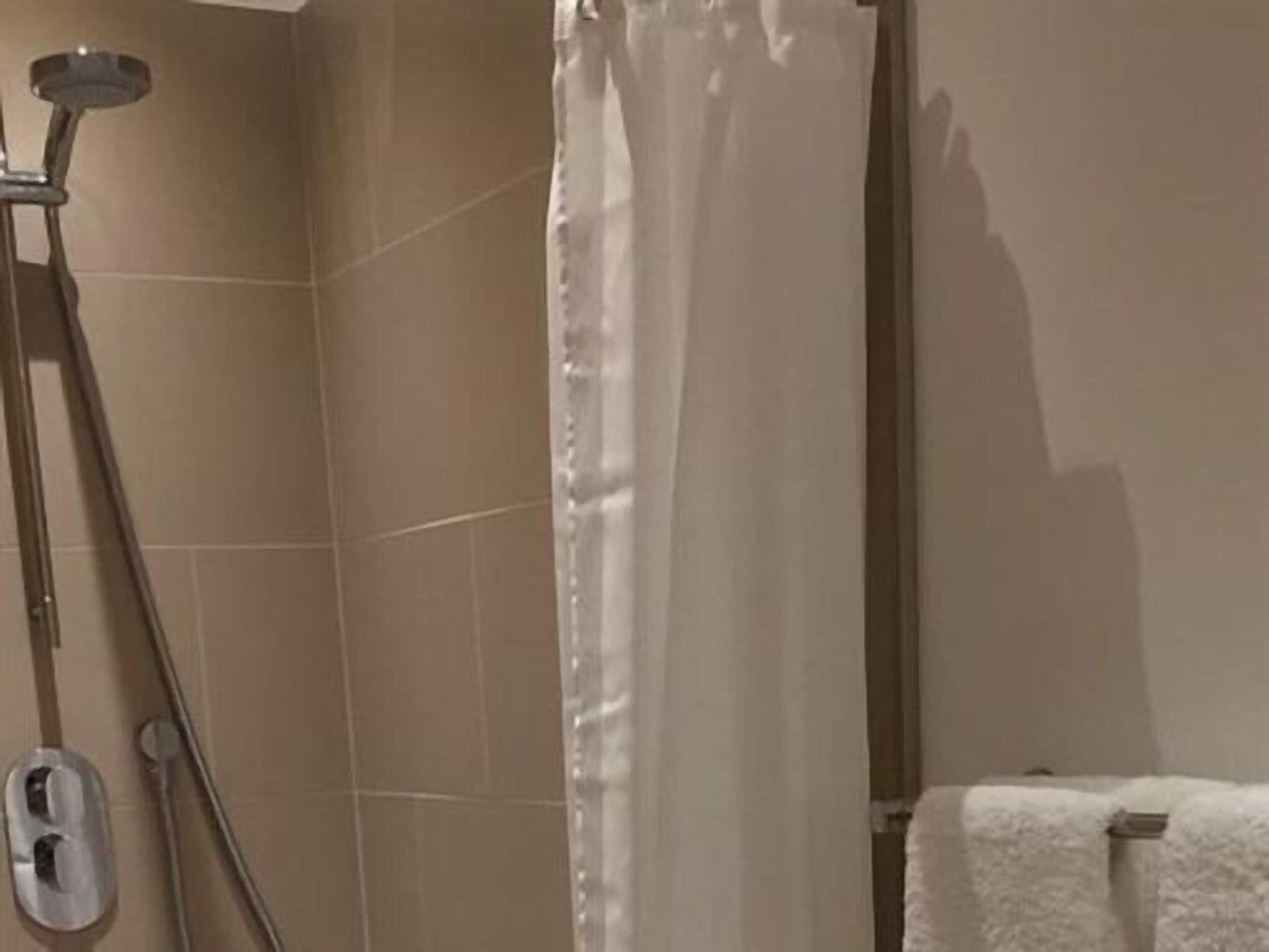 Gift card for 8 Owls B&b