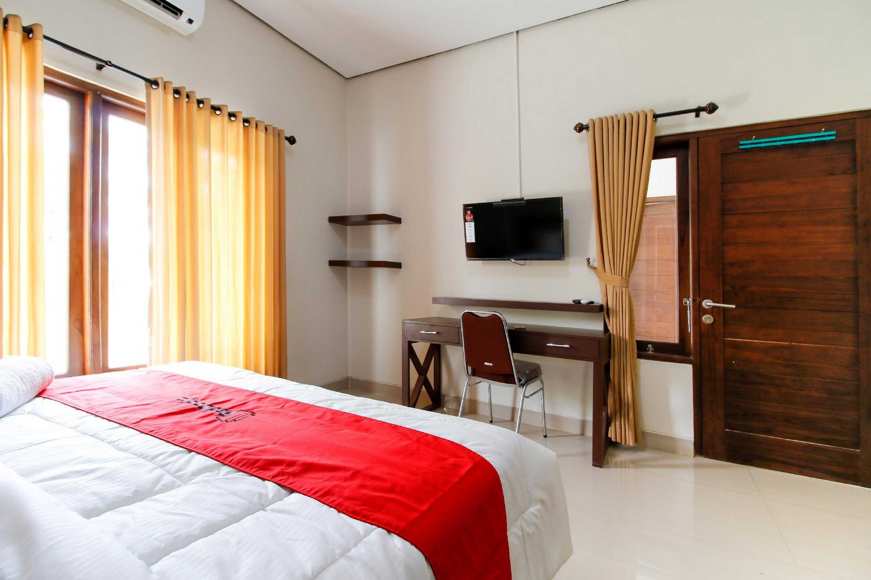 Gift card for Reddoorz @ Jalan Palagan Gift card for Reddoorz @ Jalan Palagan