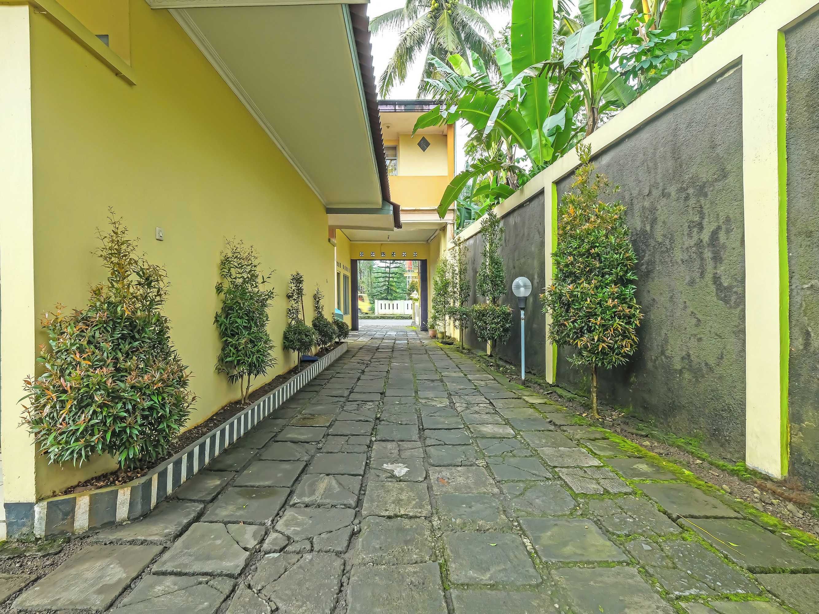 Gift card for Oyo 92483 Hotel Kirana