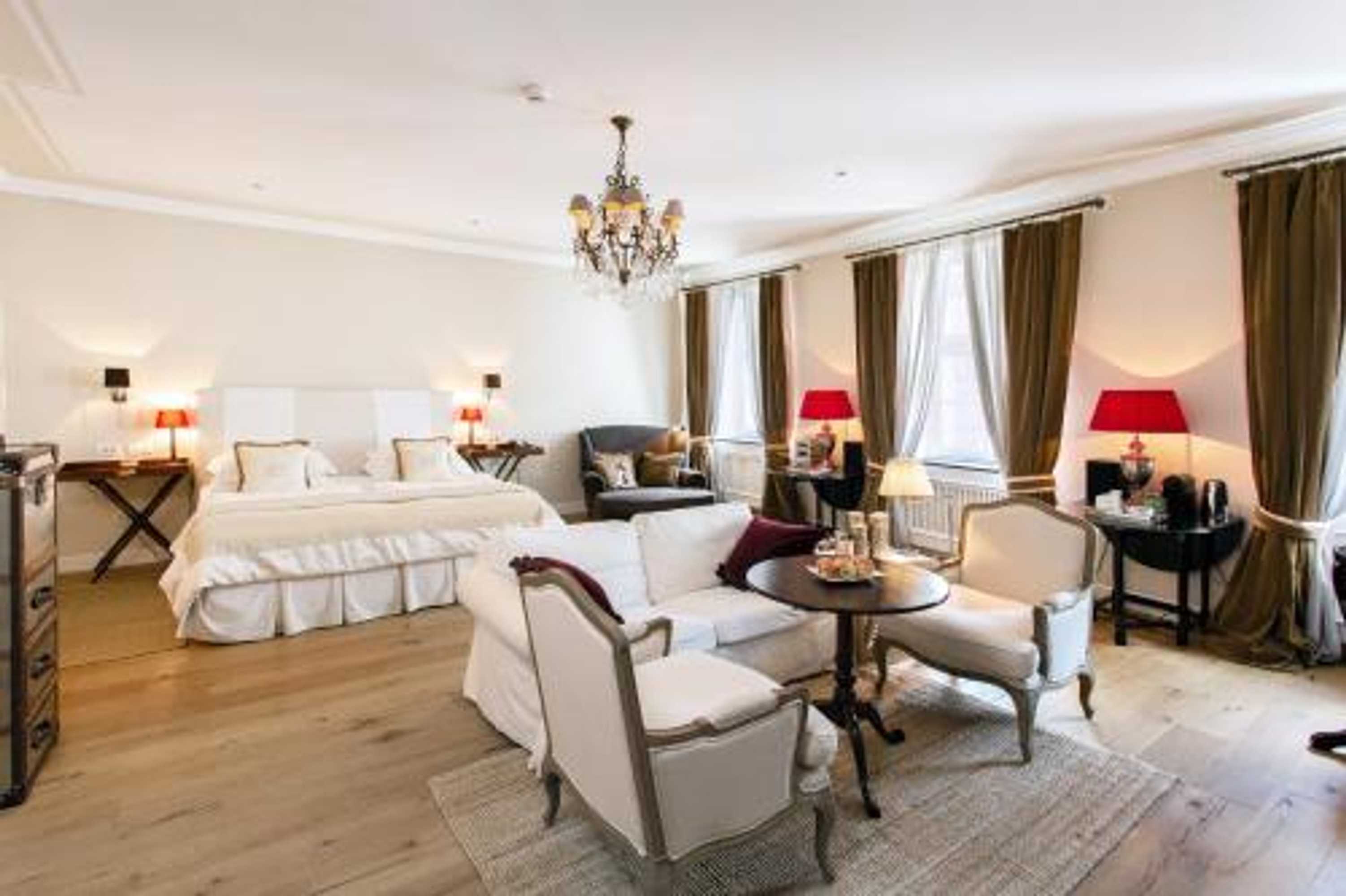 Gift card for Lesar Hotel Angel Gift card for Lesar Hotel Angel