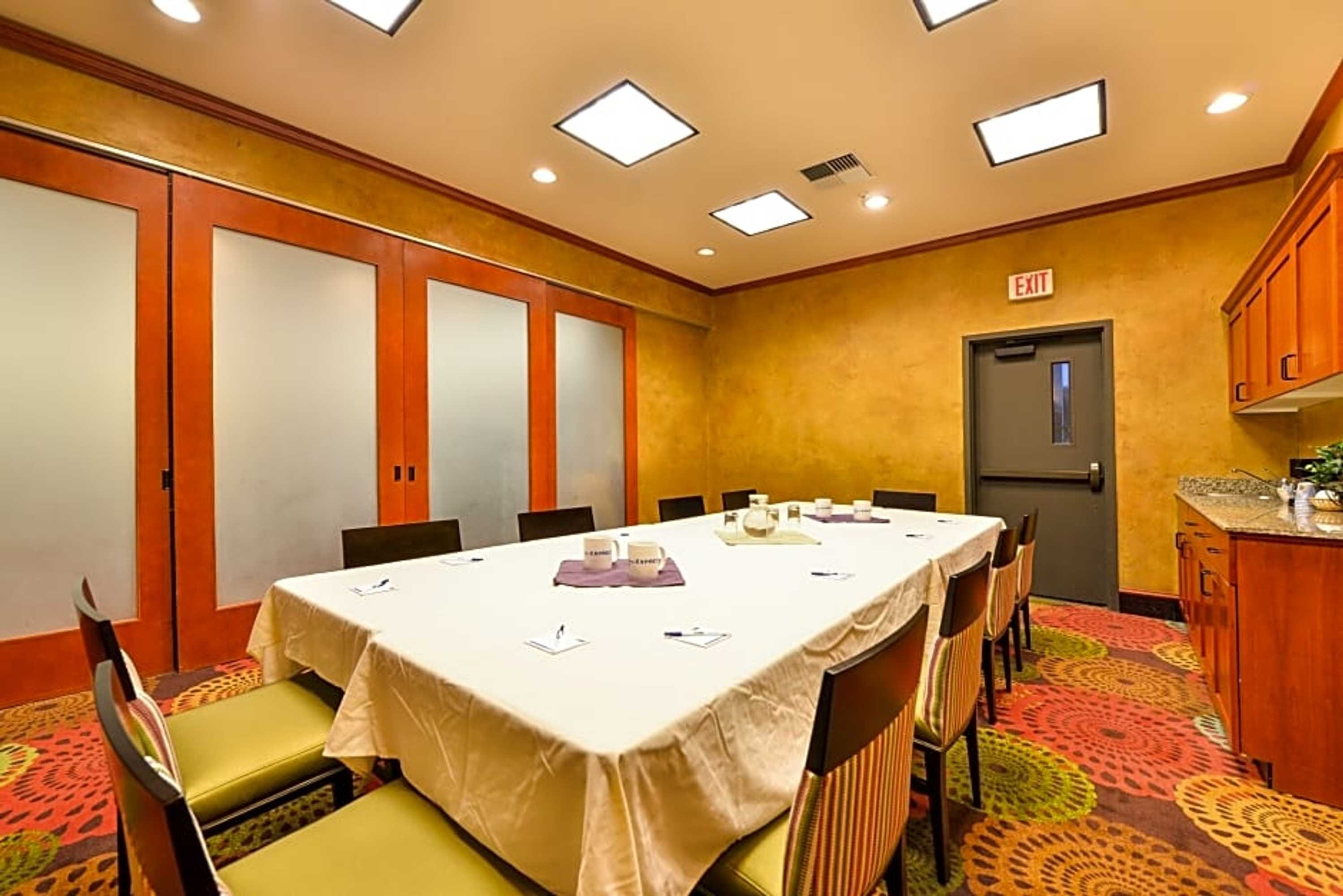 Gift card for Holiday Inn Express Vancouver North - Salmon Creek by Ihg Gift card for Holiday Inn Express Vancouver North - Salmon Creek by Ihg