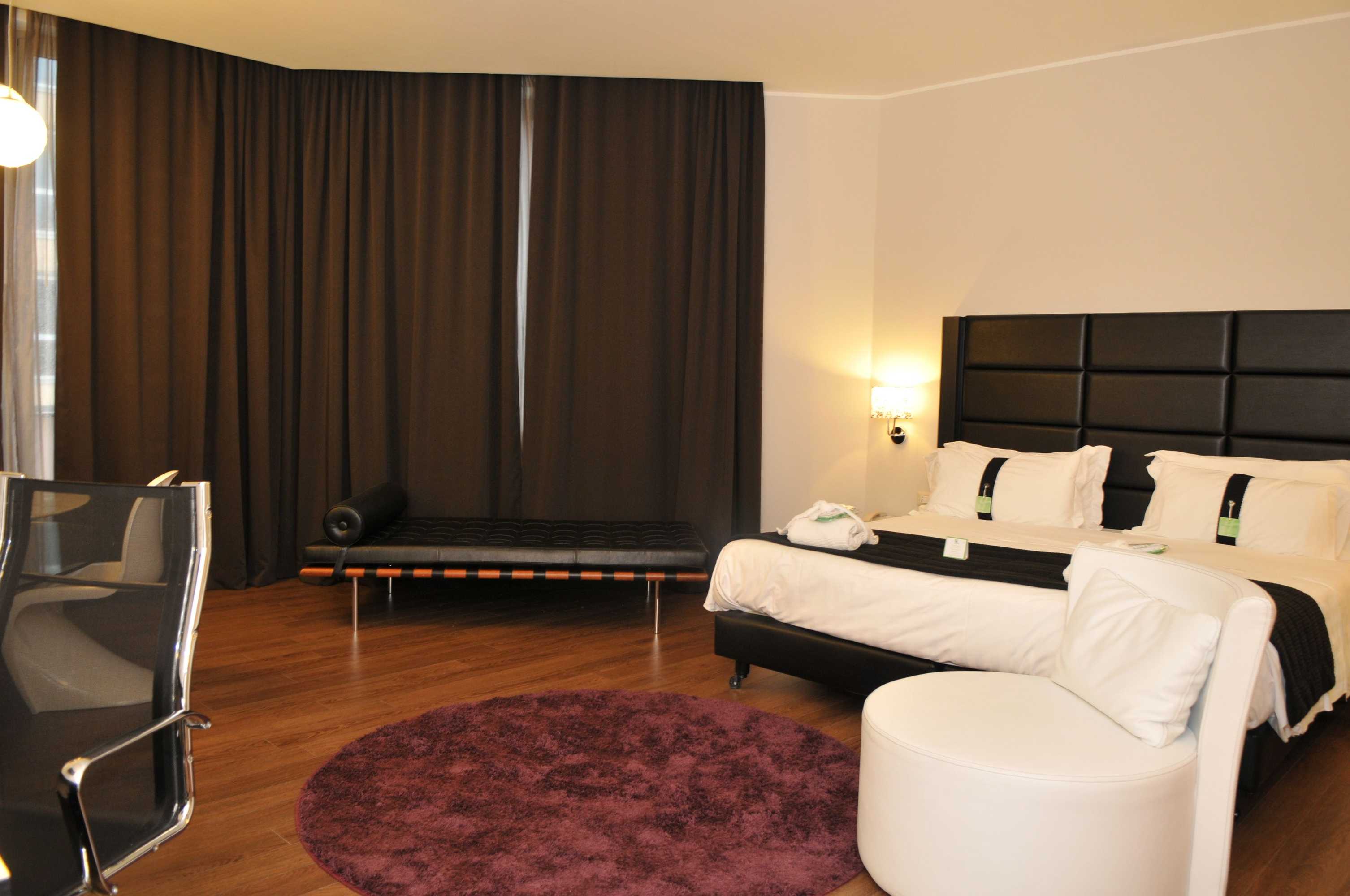 Gift card for Holiday Inn Genoa City by Ihg Gift card for Holiday Inn Genoa City by Ihg