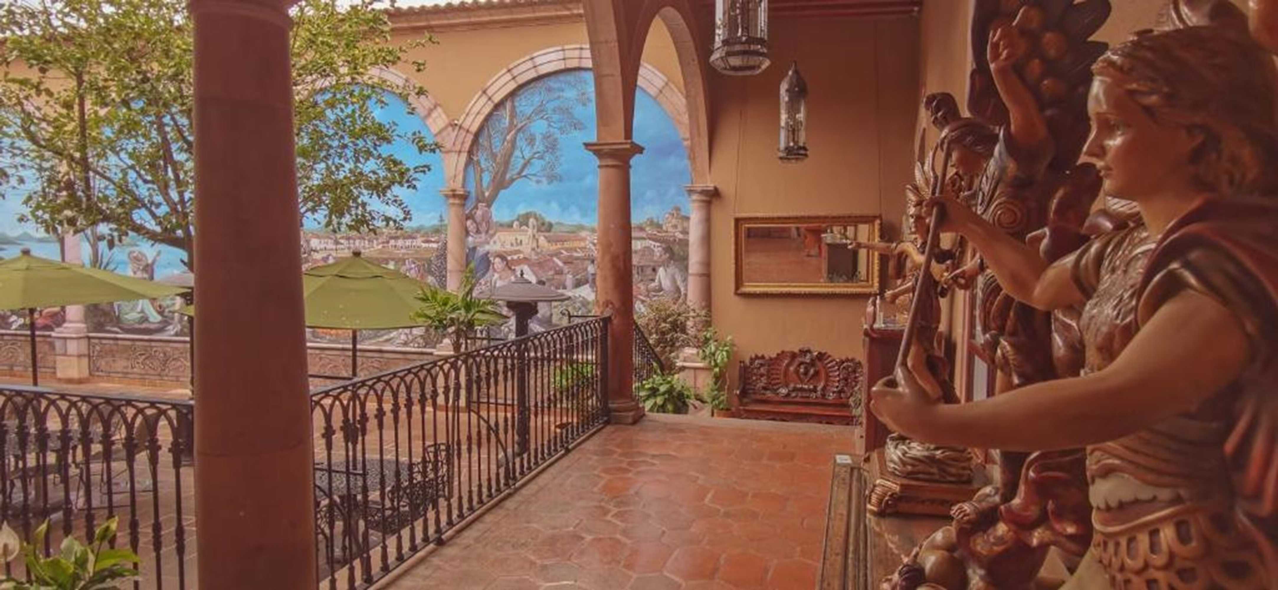 Gift card for Hotel Mansion de Los Sueños Gift card for Hotel Mansion de Los Sueños