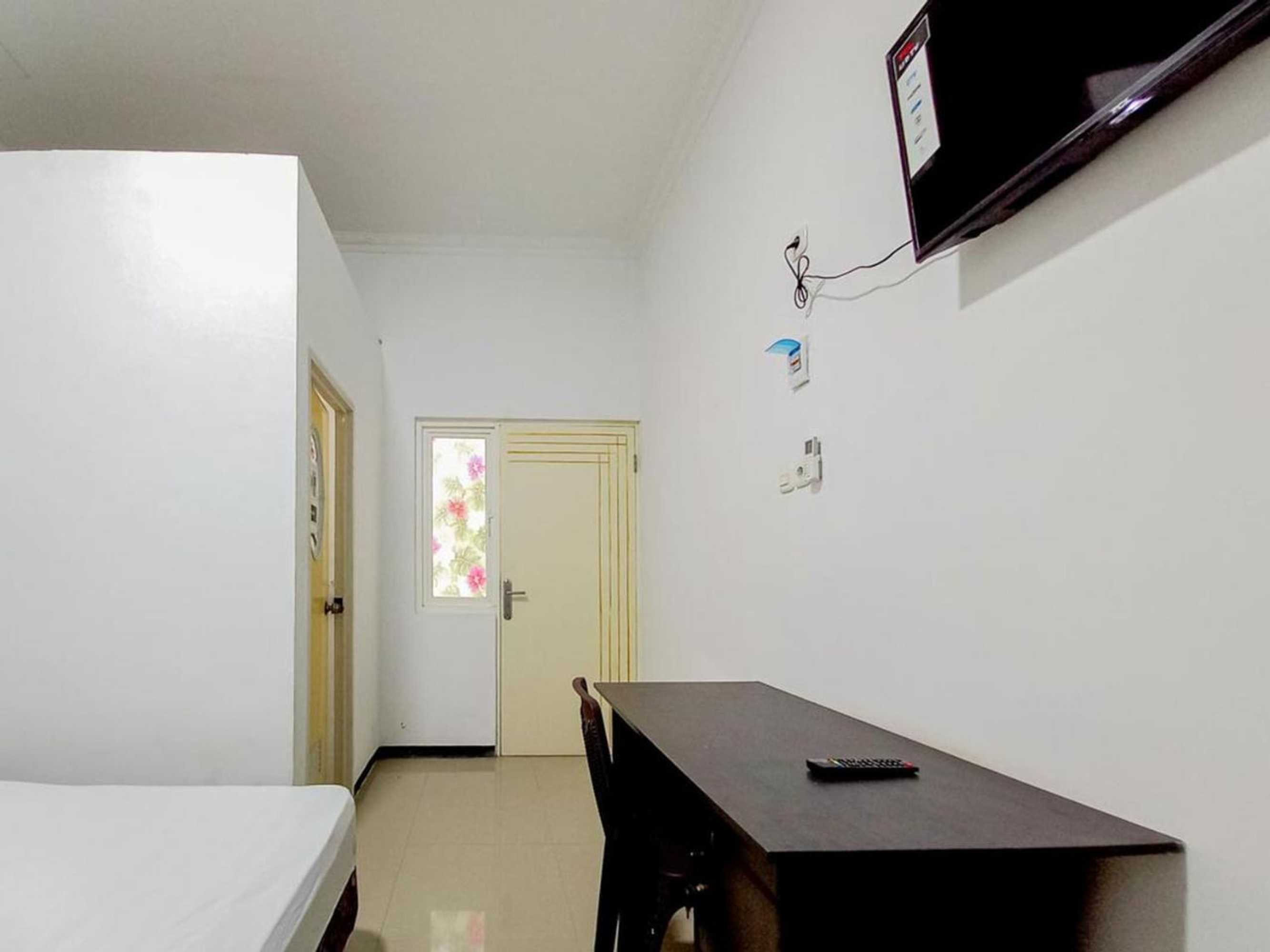 Gift card for Homestay Bahari Near Wisata Bahari Tlocor Sidoarjo Mitra Reddoorz Gift card for Homestay Bahari Near Wisata Bahari Tlocor Sidoarjo Mitra Reddoorz