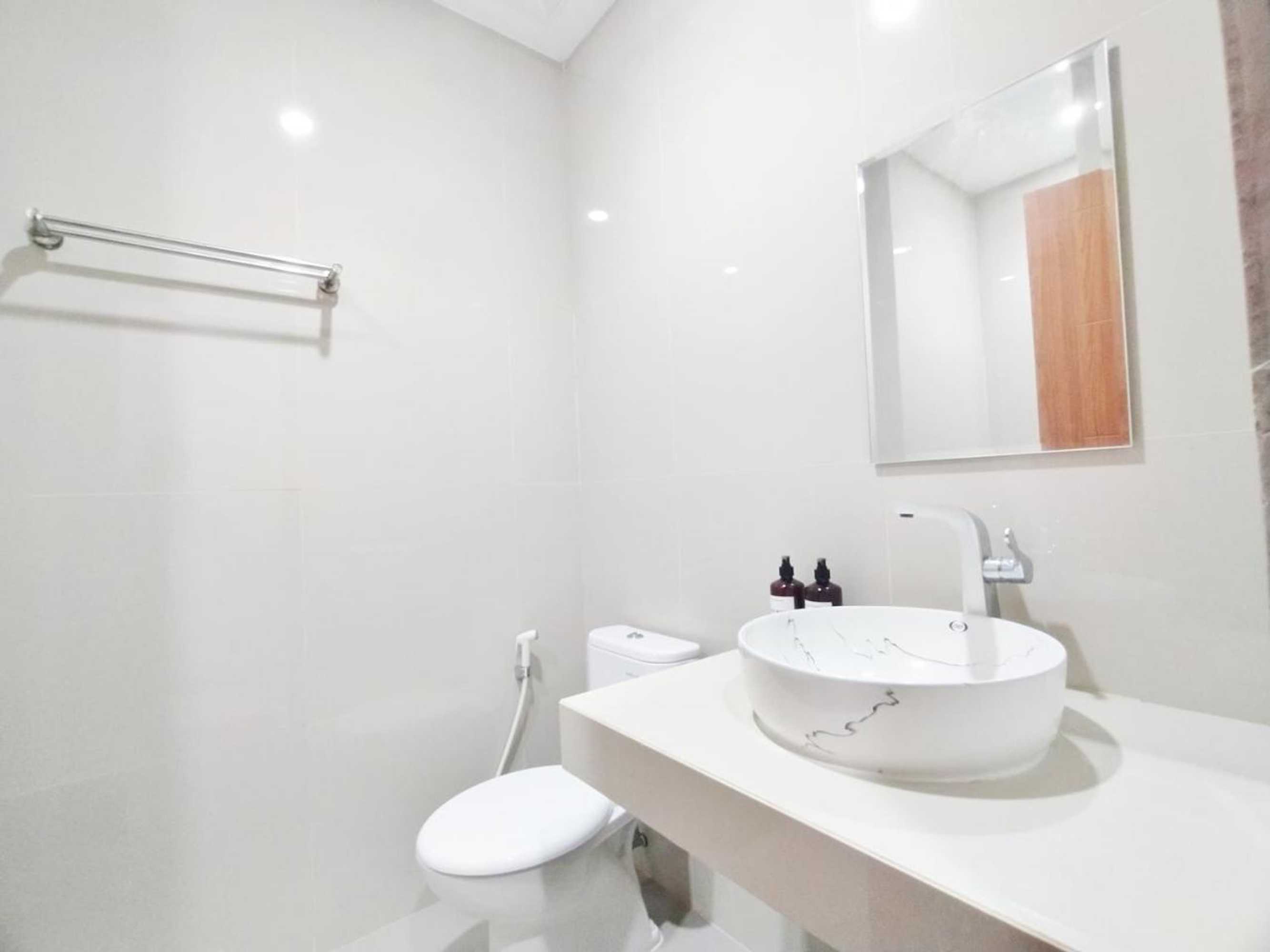 Gift card for Urbanview Wisma Wirasatya Akpol Semarang by Reddoorz Gift card for Urbanview Wisma Wirasatya Akpol Semarang by Reddoorz