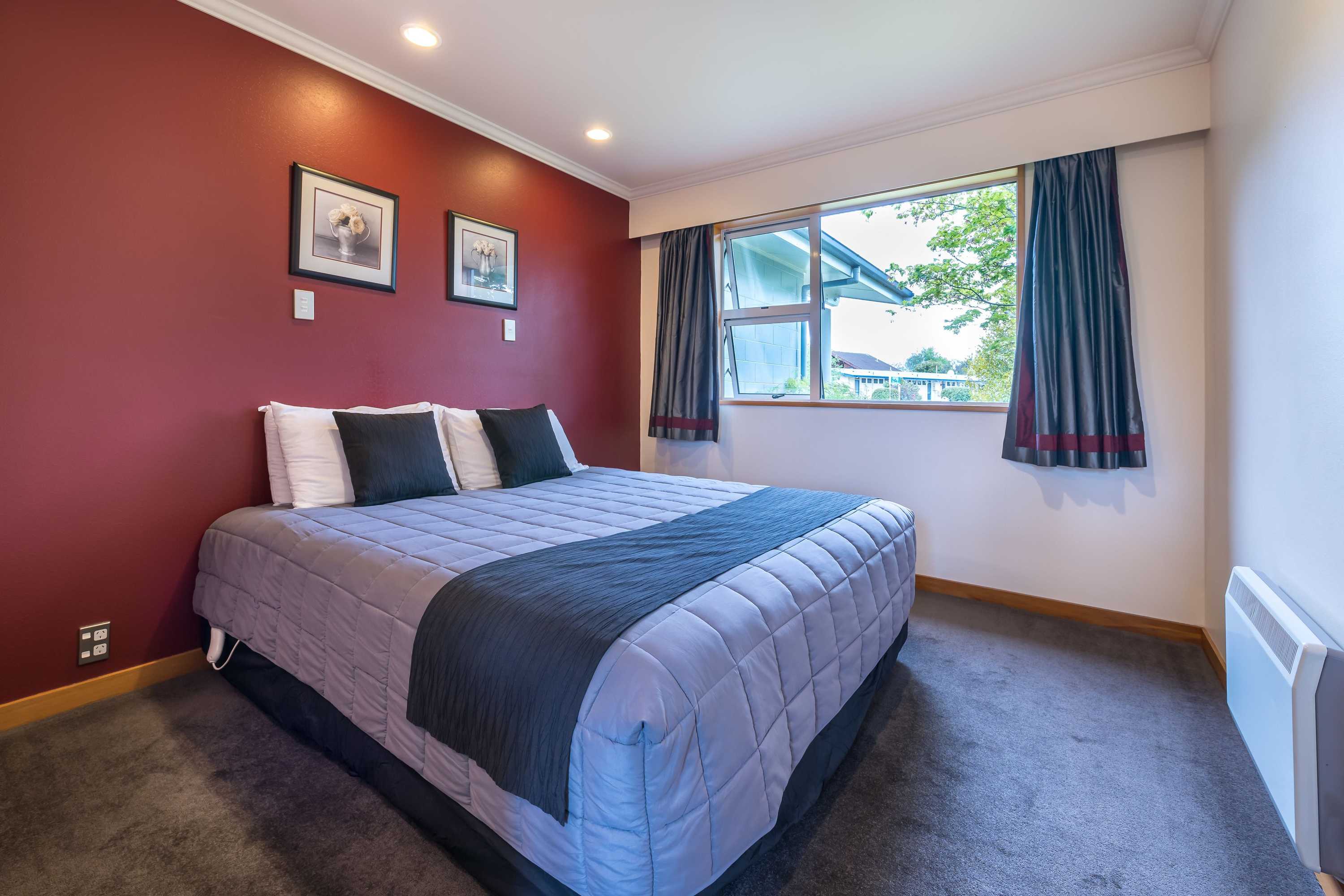 Gift card for Lakeside Motel & Apartments Gift card for Lakeside Motel & Apartments