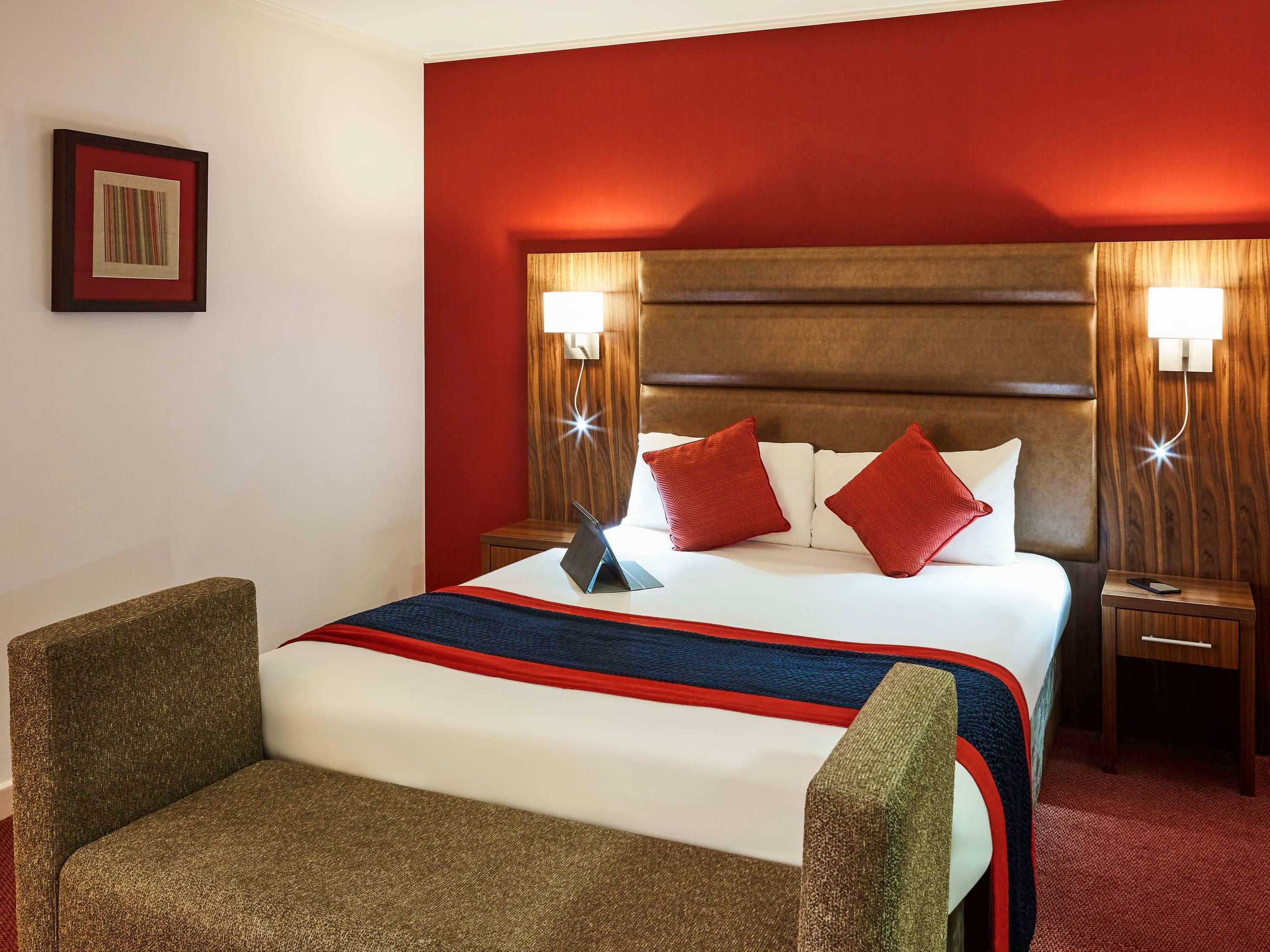 Gift card for Mercure Newbury West Grange Hotel Gift card for Mercure Newbury West Grange Hotel