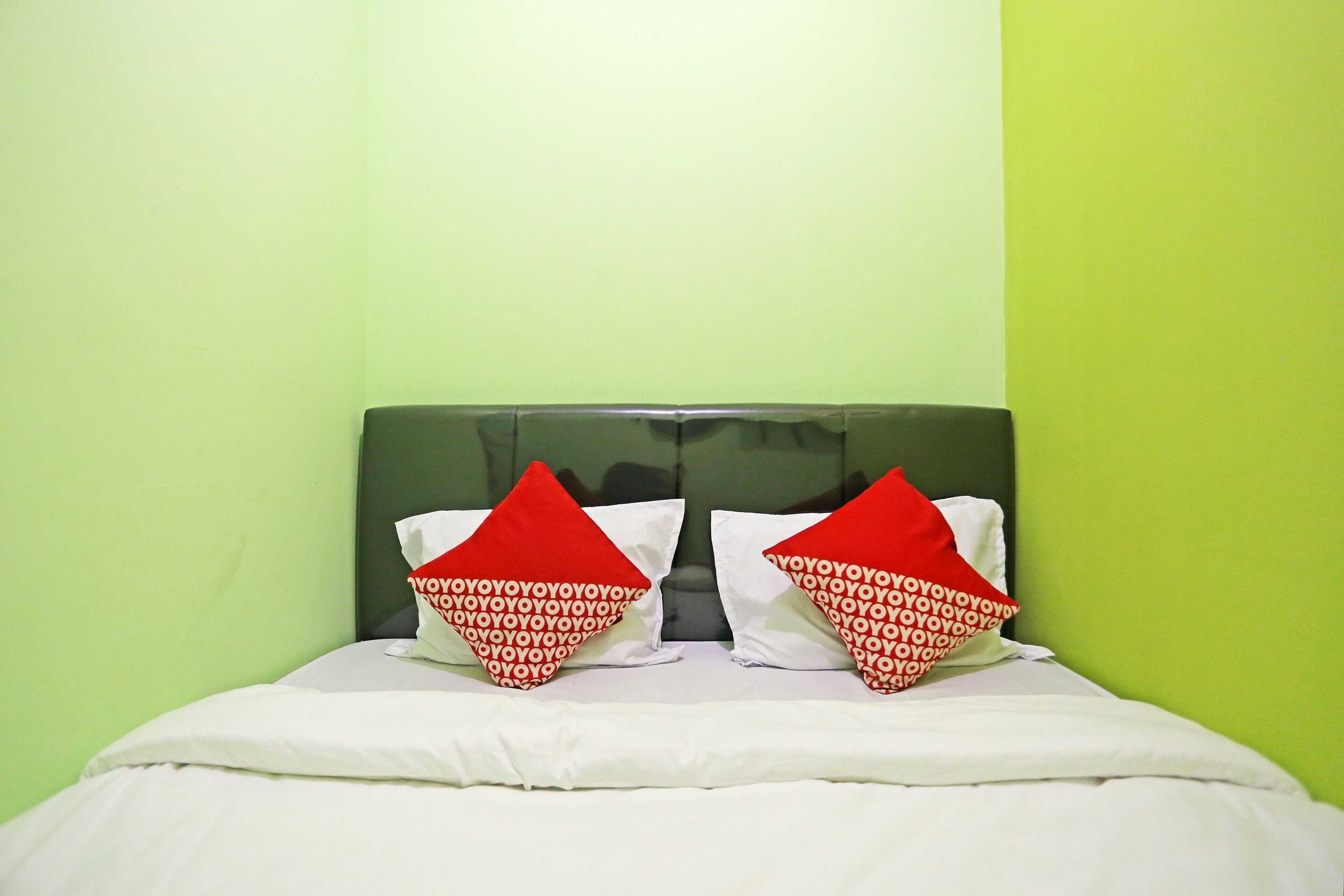 Gift card for Oyo 90848 J&b Rooms Bekasi Gift card for Oyo 90848 J&b Rooms Bekasi