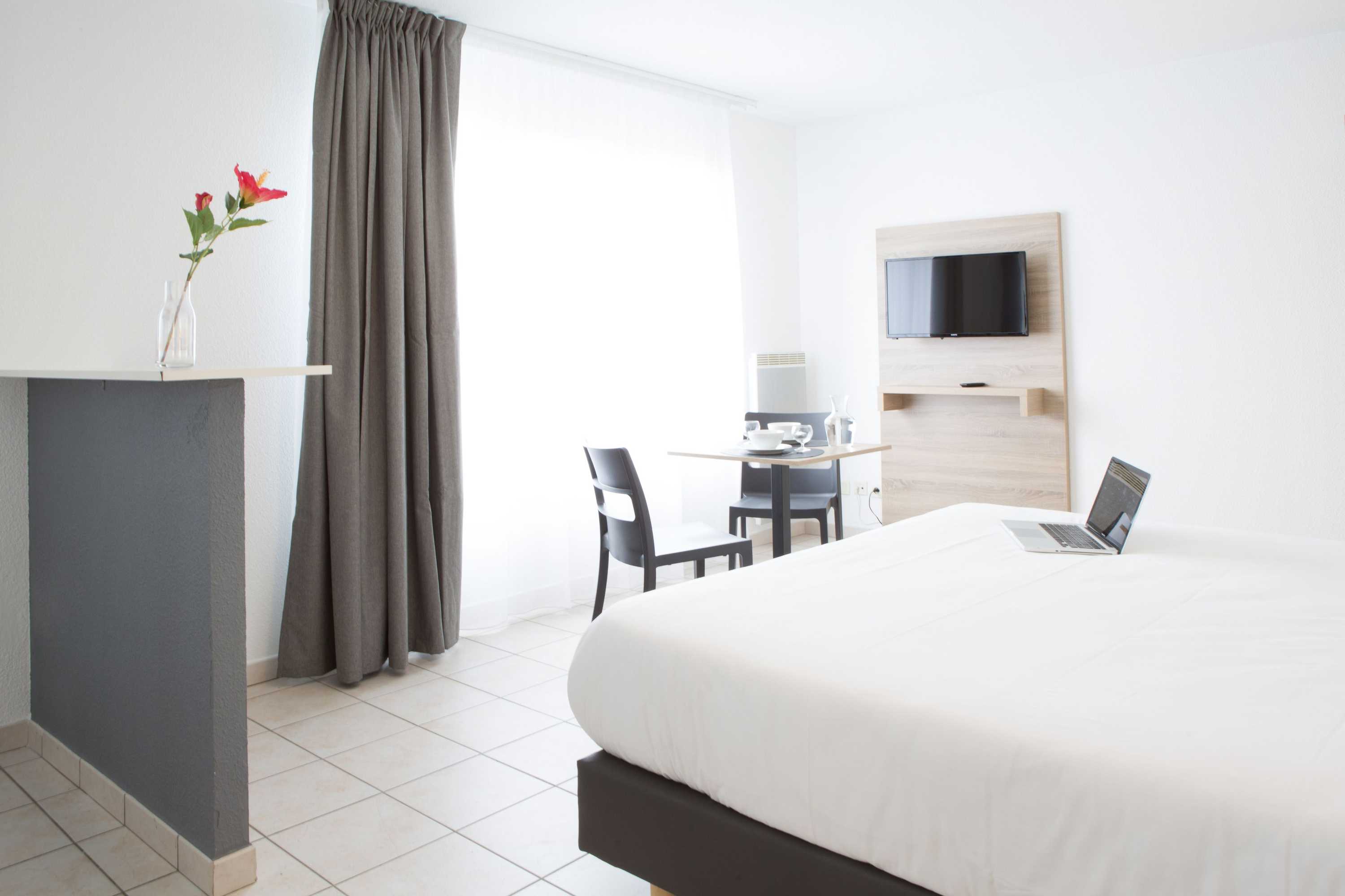 Gift card for Comfort Aparthotel Divonne La Versoix Gift card for Comfort Aparthotel Divonne La Versoix
