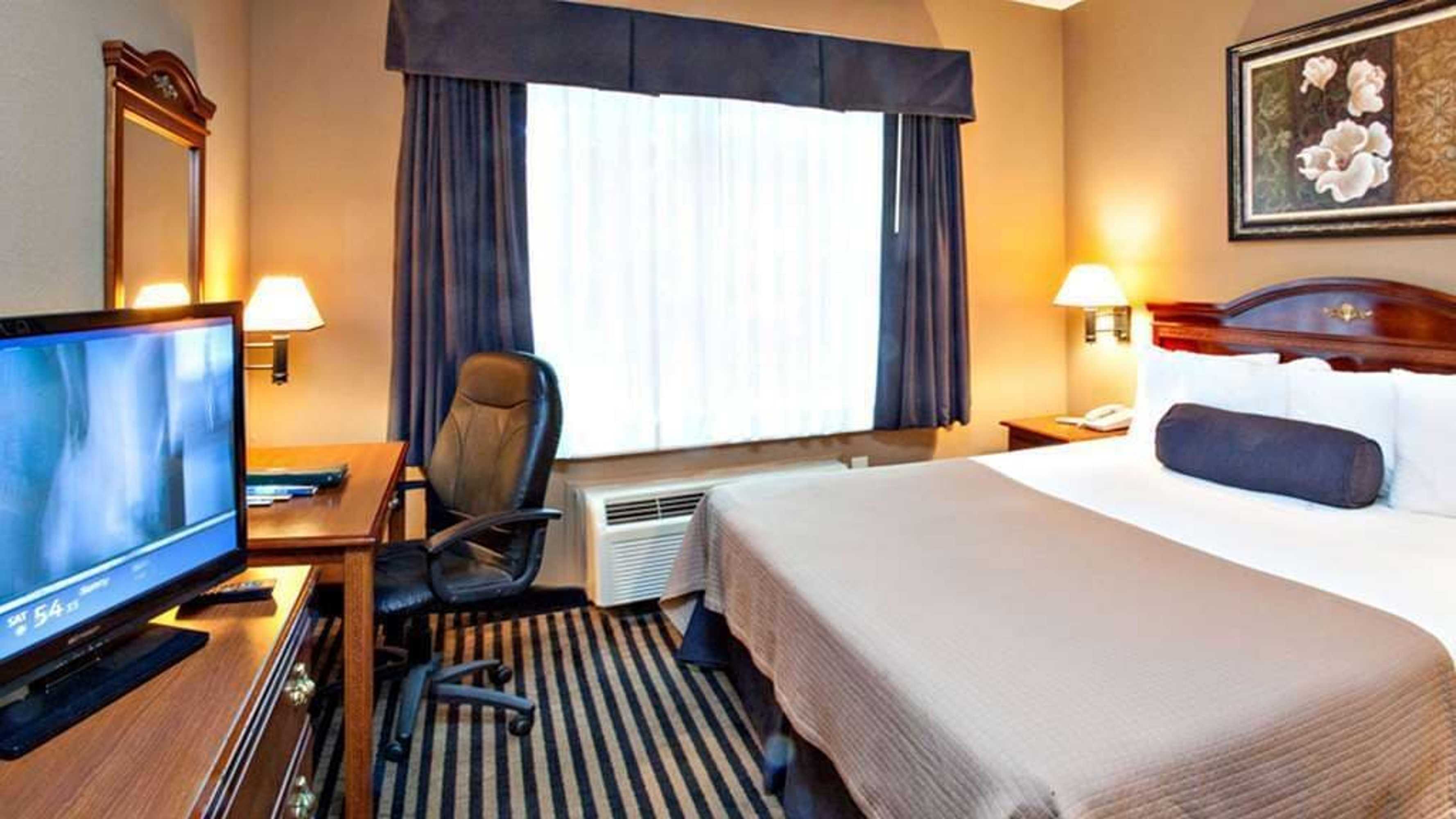 Gift card for Mountain Inn & Suites Gift card for Mountain Inn & Suites