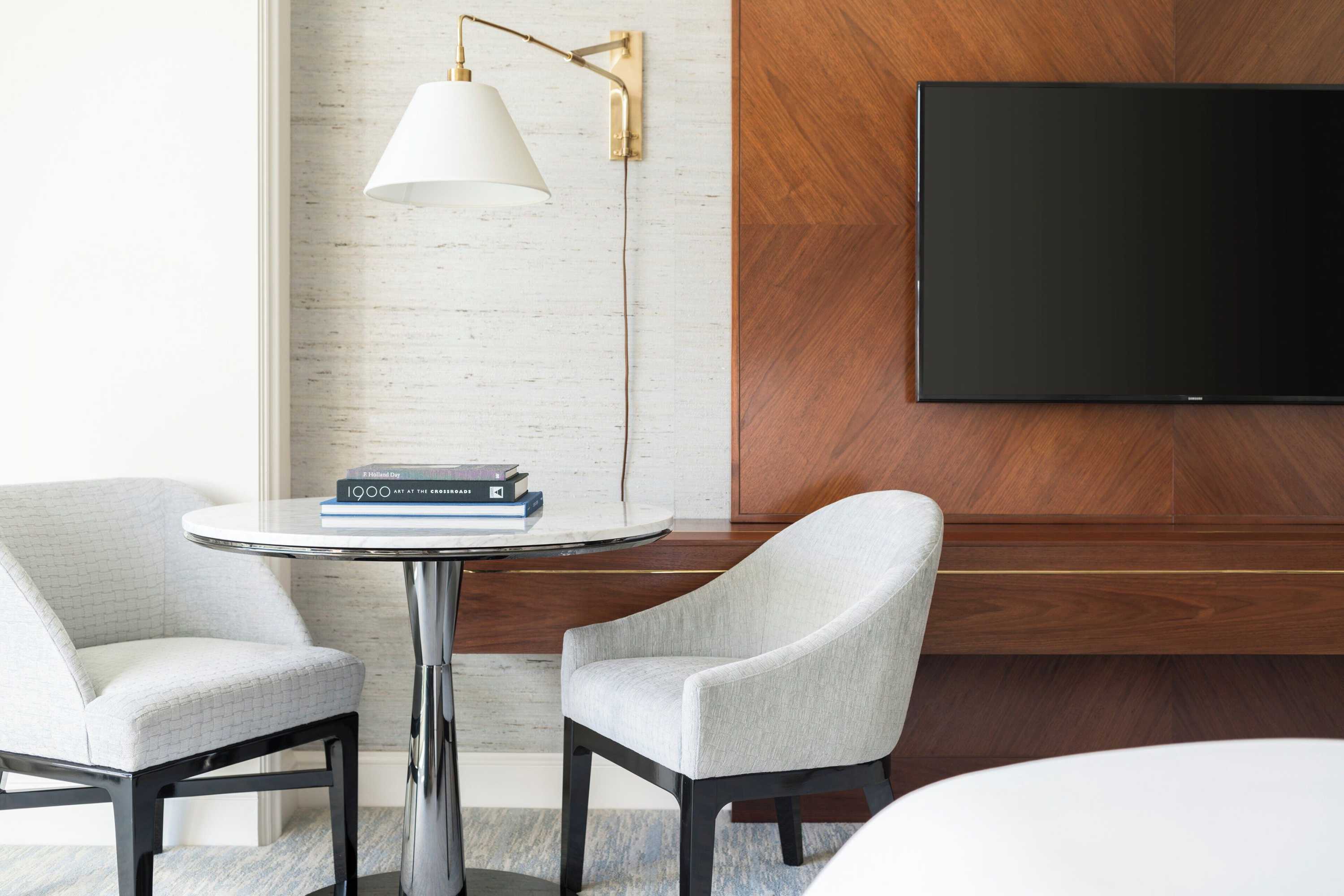 Gift card for Four Seasons Hotel Los Angeles at Westlake Village Gift card for Four Seasons Hotel Los Angeles at Westlake Village