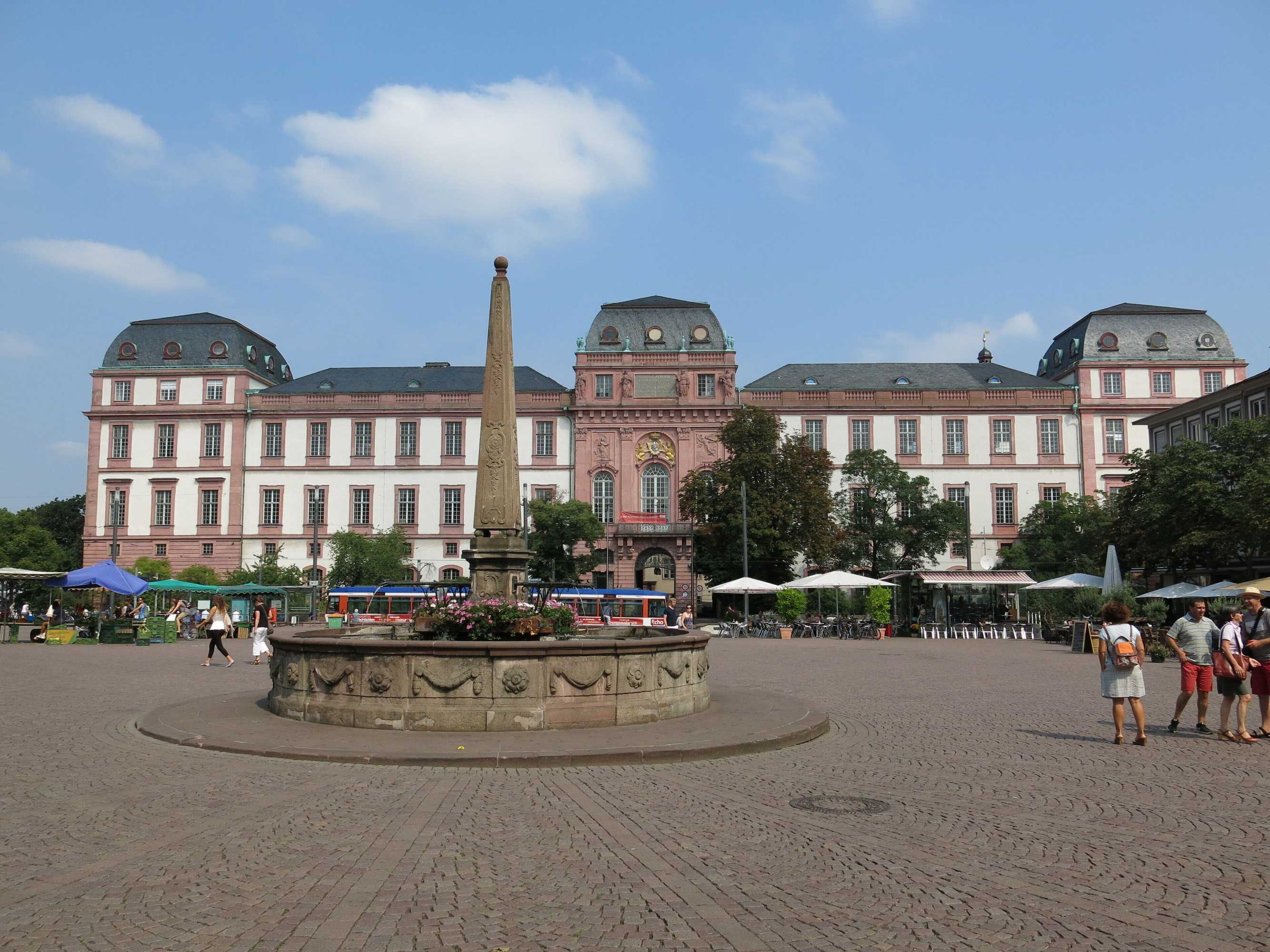 Gift card for Holiday Inn Express Darmstadt by Ihg Gift card for Holiday Inn Express Darmstadt by Ihg
