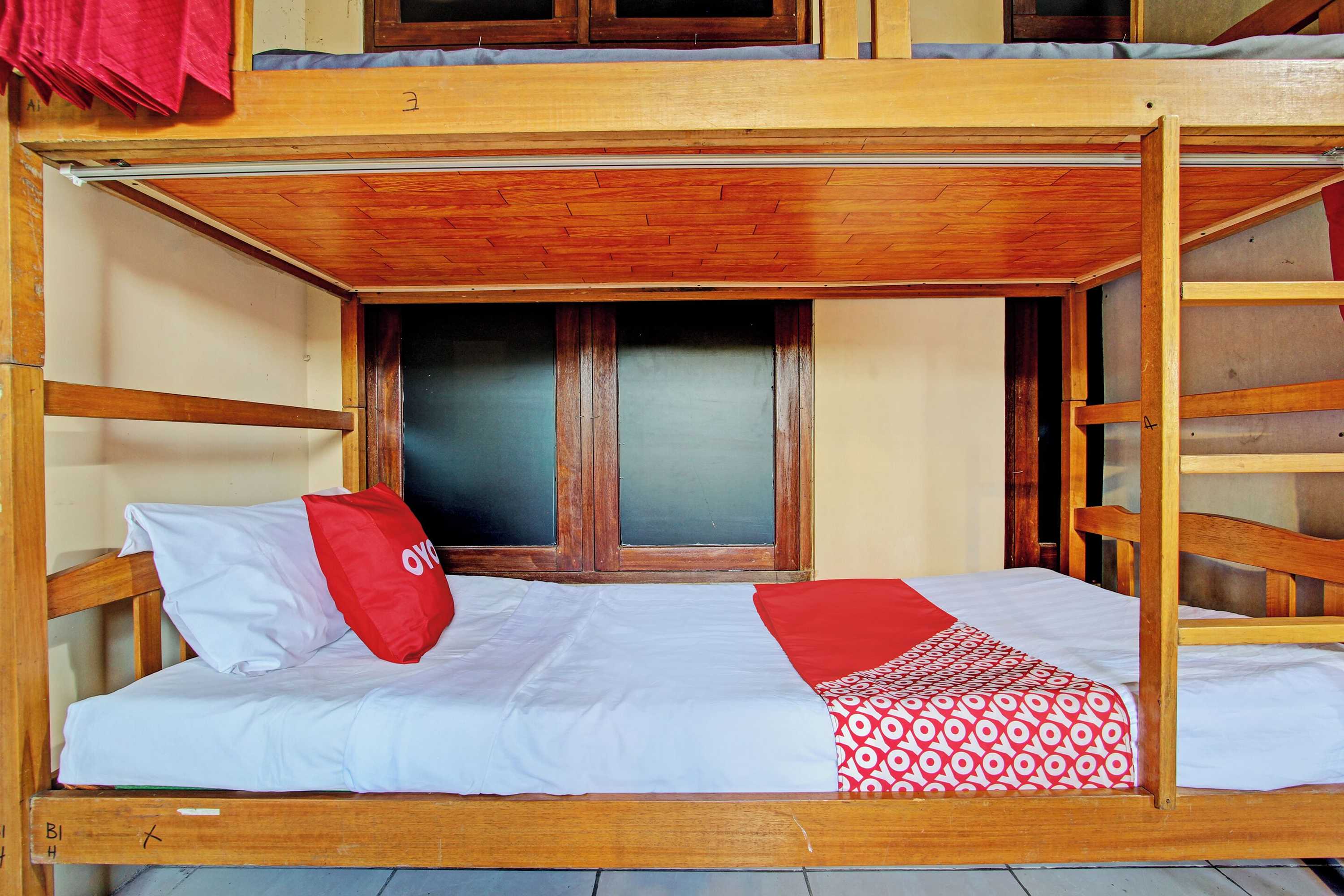 Gift card for Oyo 92851 Homestay Borobudur Specpacker Syariah Gift card for Oyo 92851 Homestay Borobudur Specpacker Syariah