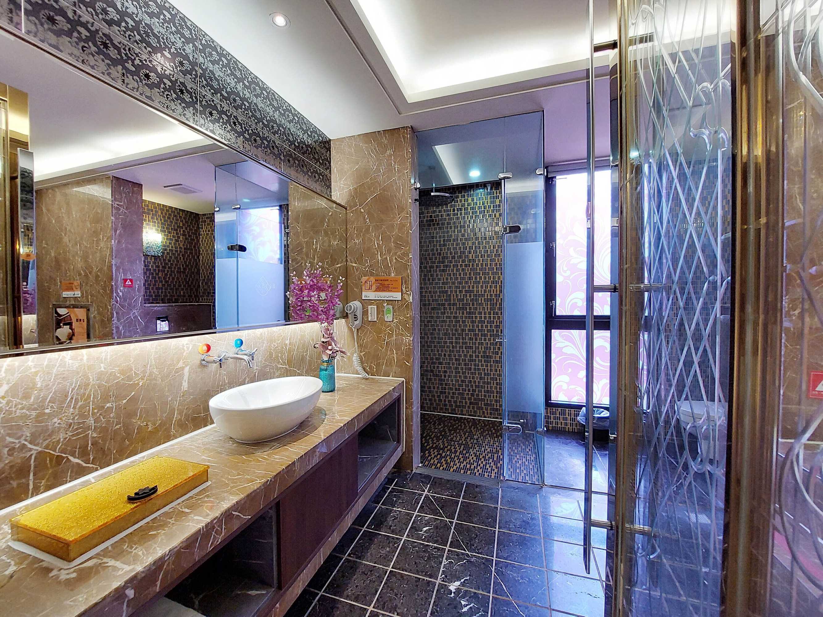 Gift card for Elysees Motel