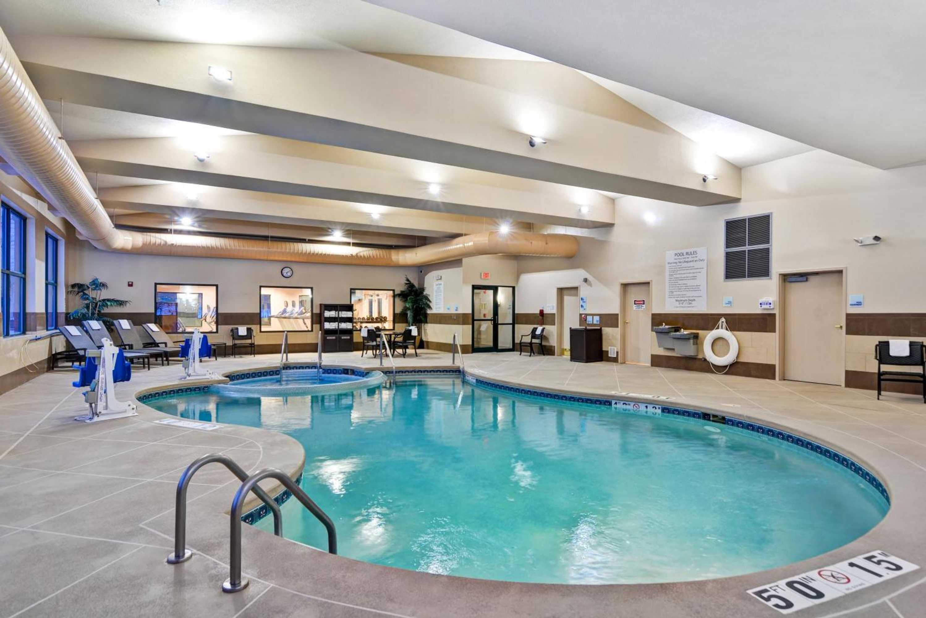 Gift card for Holiday Inn Express & Suites New Berlin by Ihg Gift card for Holiday Inn Express & Suites New Berlin by Ihg