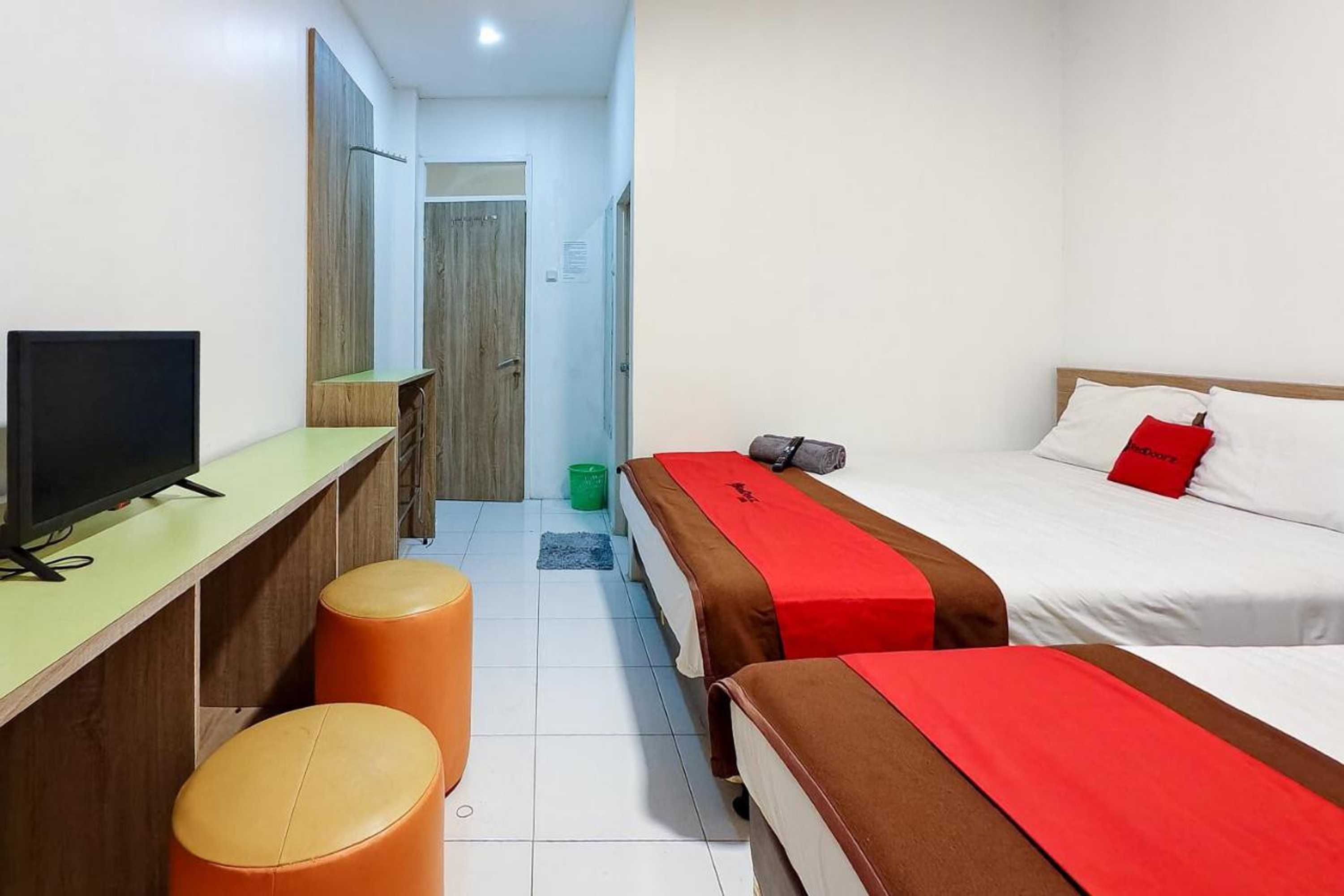 Gift card for Reddoorz Near Taman Safari 3