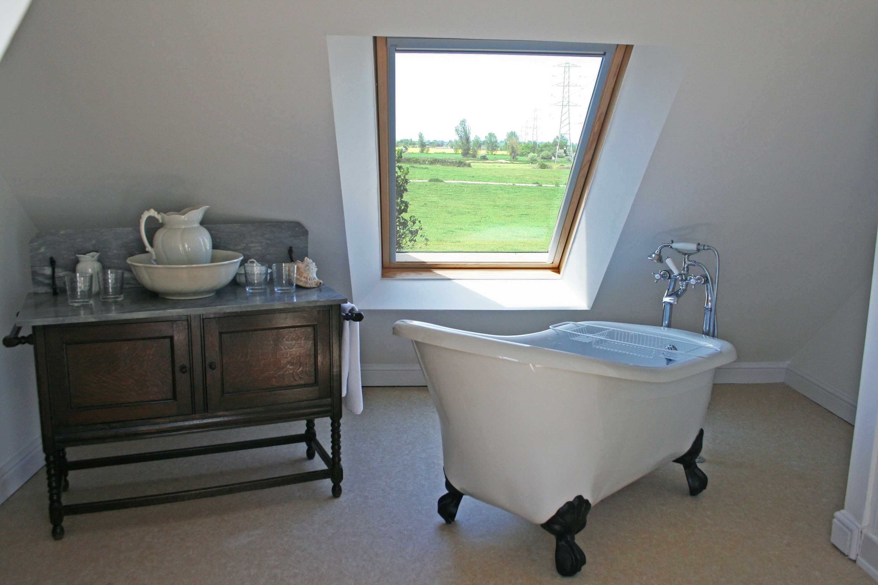 Gift card for Avon Lodge