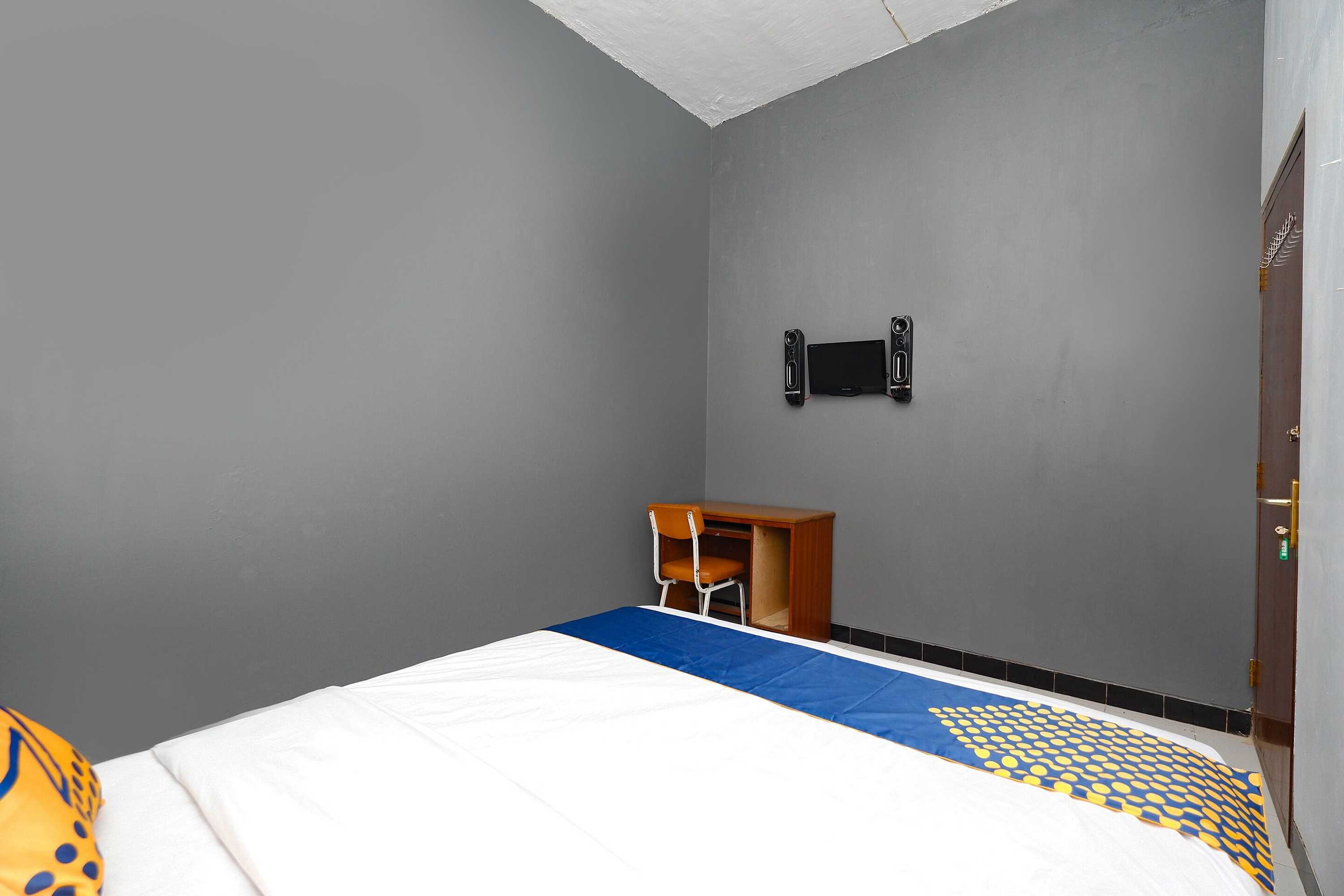 Gift card for Oyo 2240 Simpang Tujuh Residence