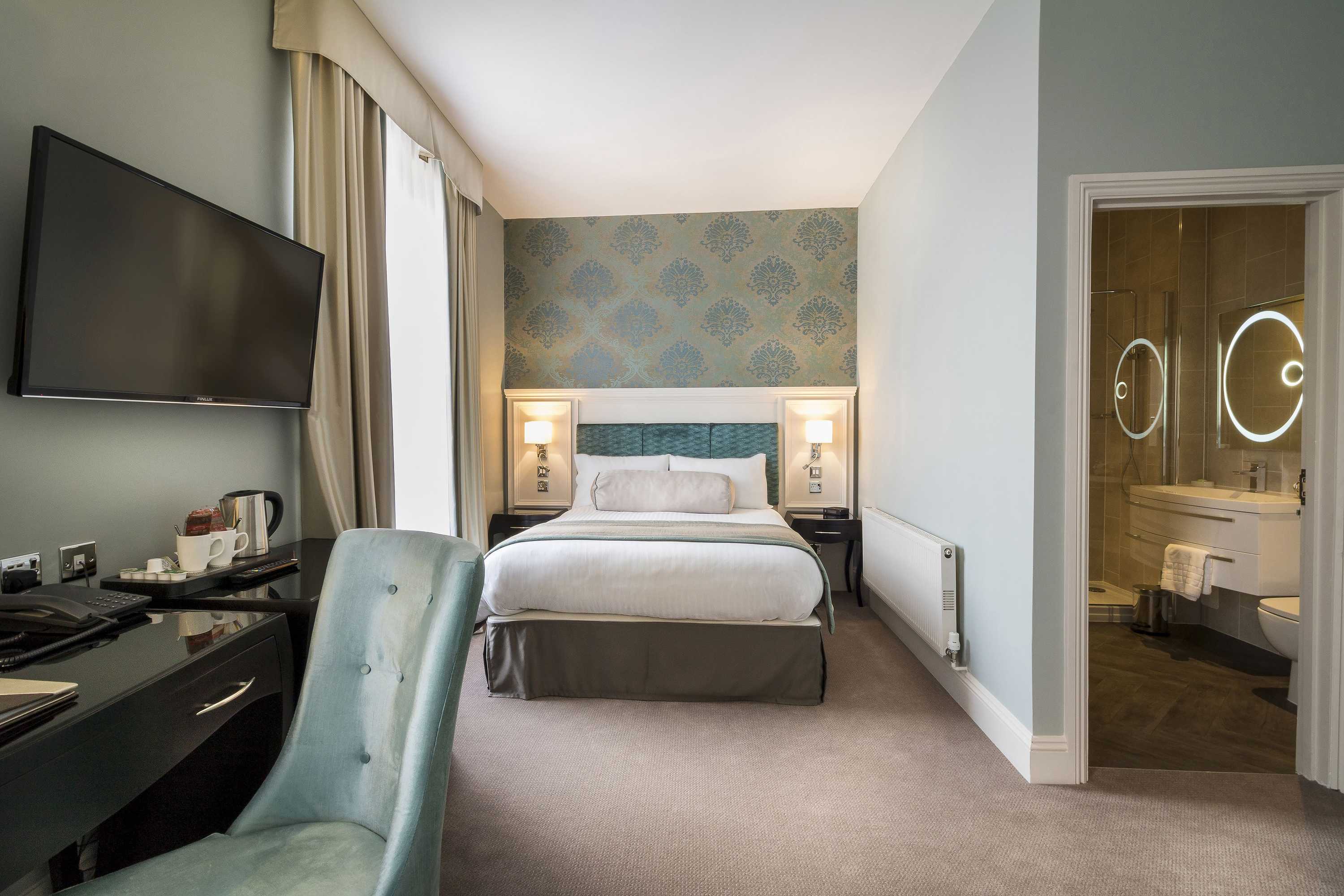 Gift card for The Swan Hotel, Wells, Somerset Gift card for The Swan Hotel, Wells, Somerset