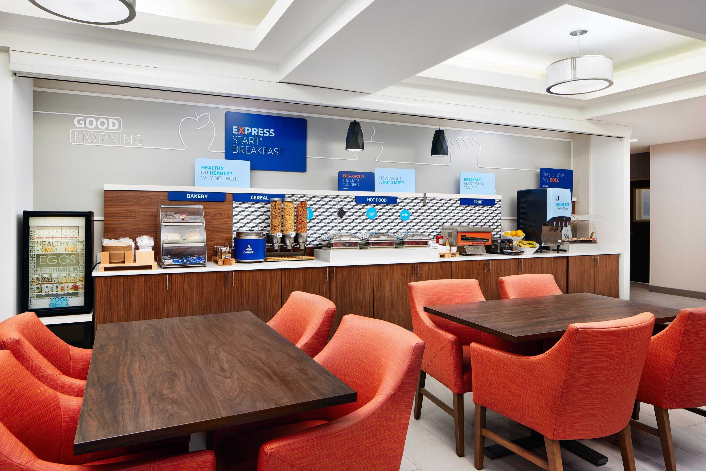 Gift card for Holiday Inn Express & Suites Bridgeport by Ihg Gift card for Holiday Inn Express & Suites Bridgeport by Ihg