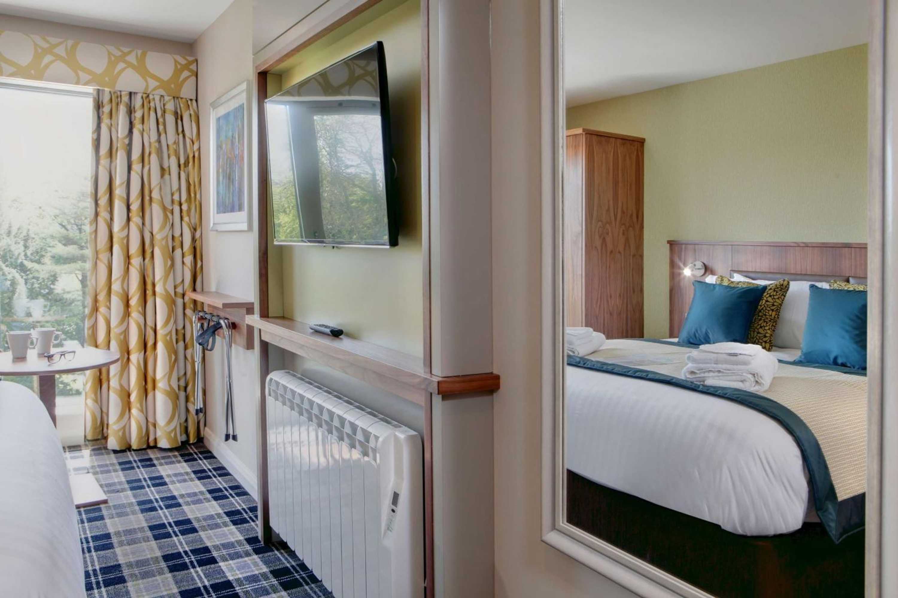 Gift card for Best Western Plus Pinewood Manchester Airport-Wilmslow Hotel Gift card for Best Western Plus Pinewood Manchester Airport-Wilmslow Hotel