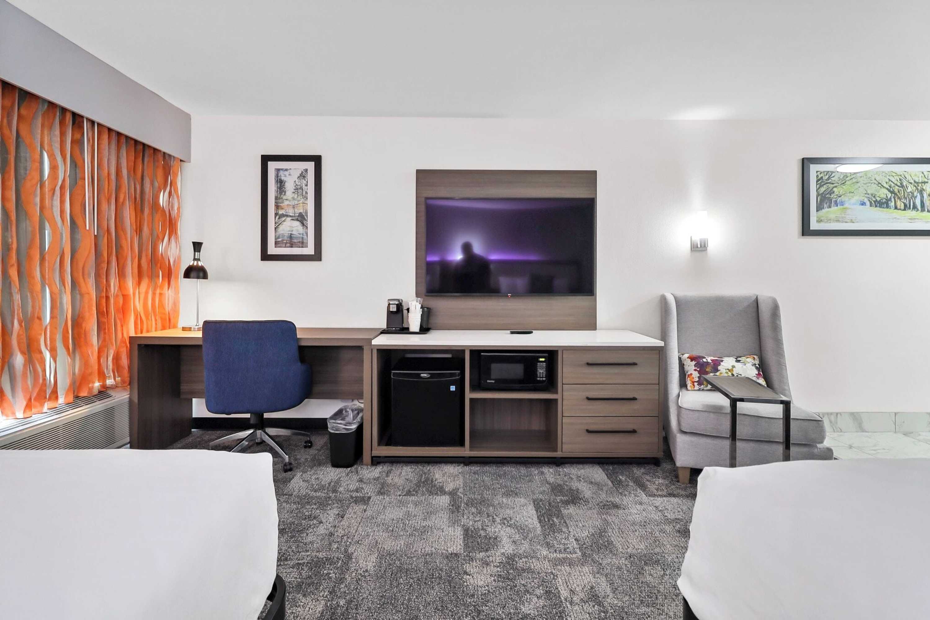 Gift card for La Quinta Inn & Suites by Wyndham Atlanta South - Newnan Gift card for La Quinta Inn & Suites by Wyndham Atlanta South - Newnan