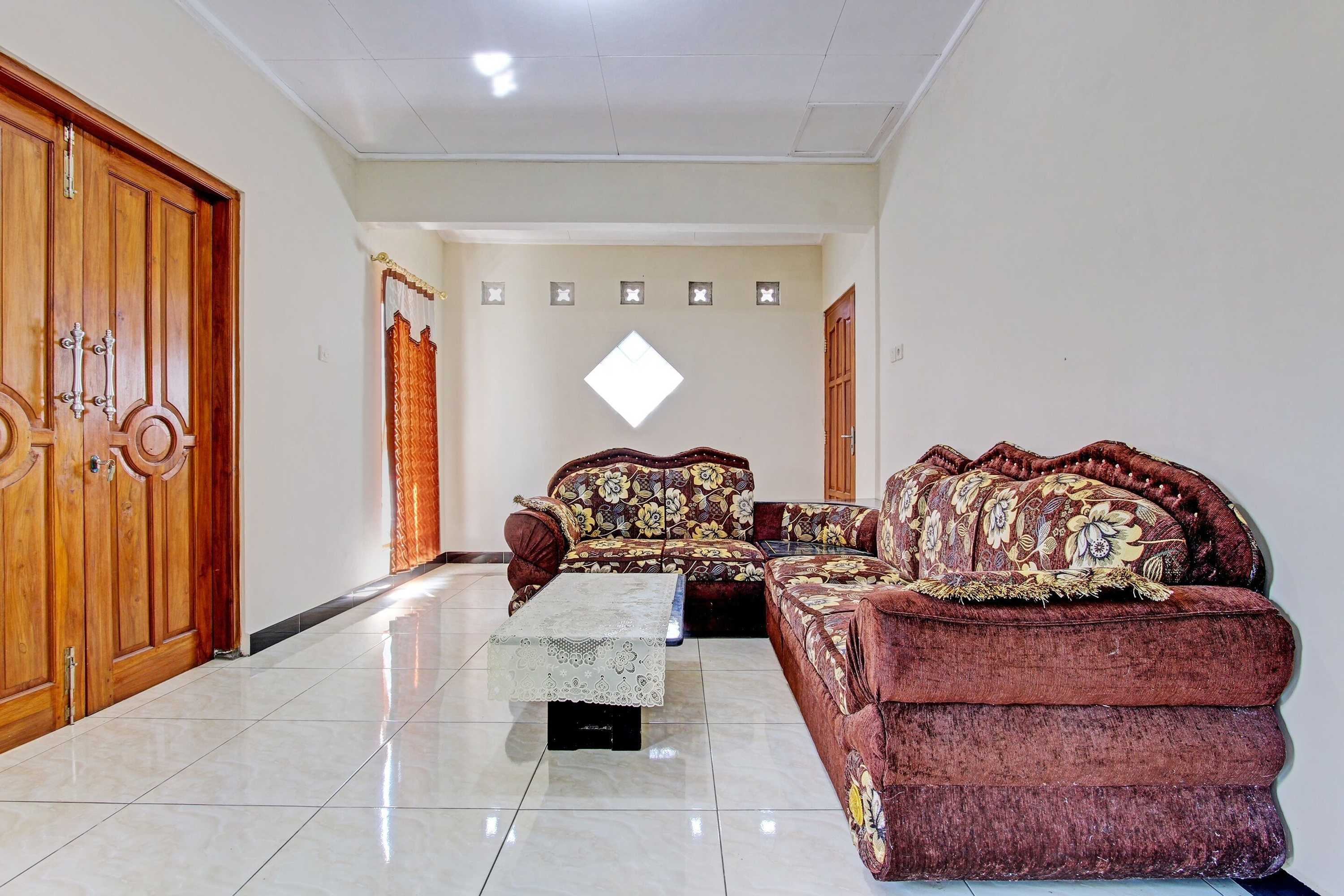 Gift card for Oyo 92884 Agustha Homestay Gift card for Oyo 92884 Agustha Homestay