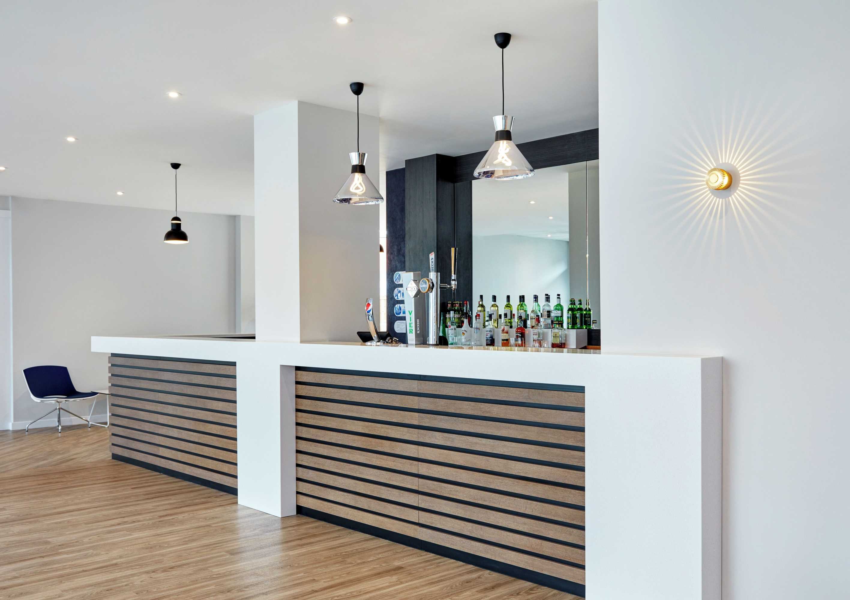 Gift card for Holiday Inn Express Grimsby by Ihg Gift card for Holiday Inn Express Grimsby by Ihg