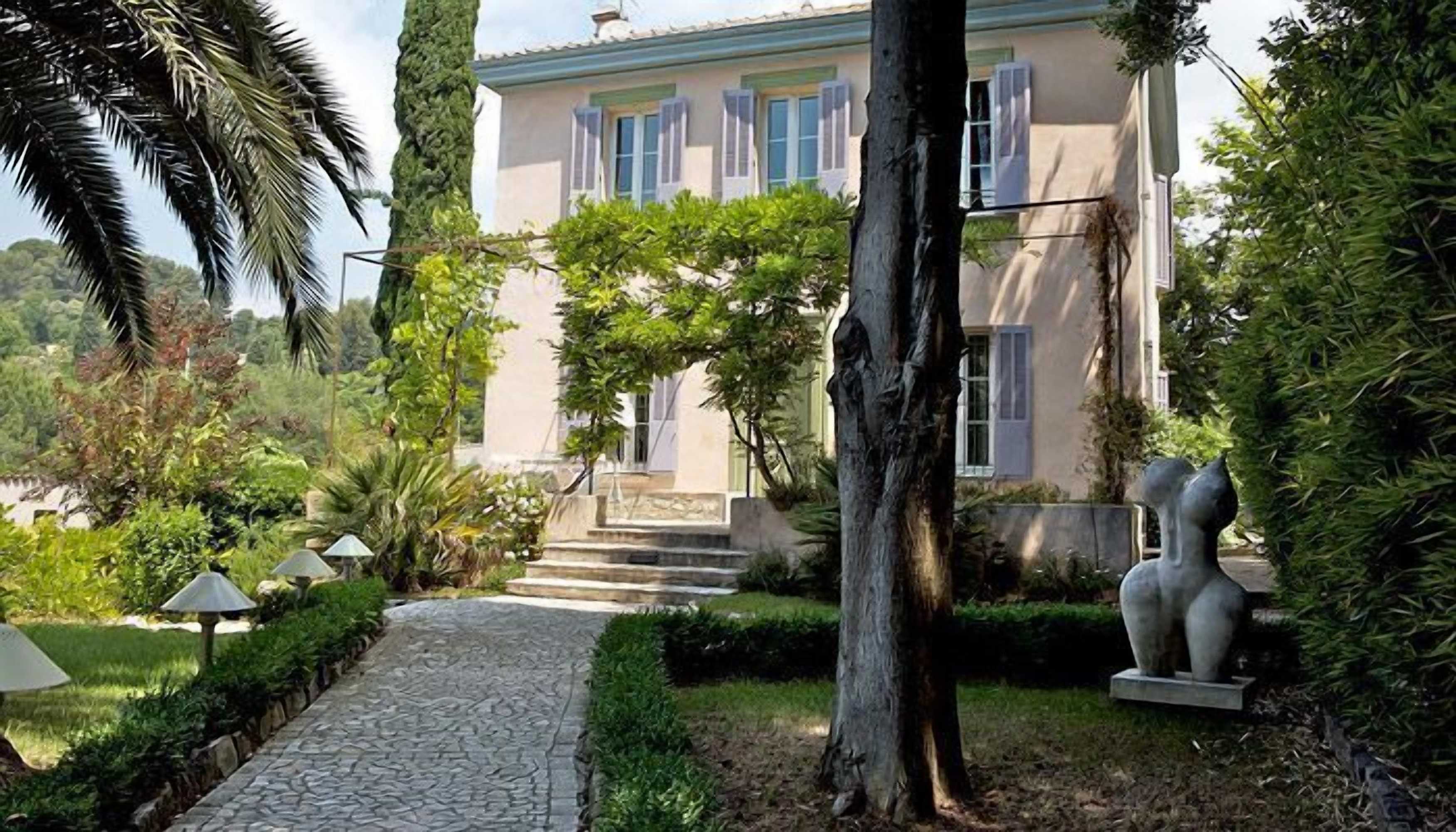 Gift card for Moulin De Mougins Gift card for Moulin De Mougins