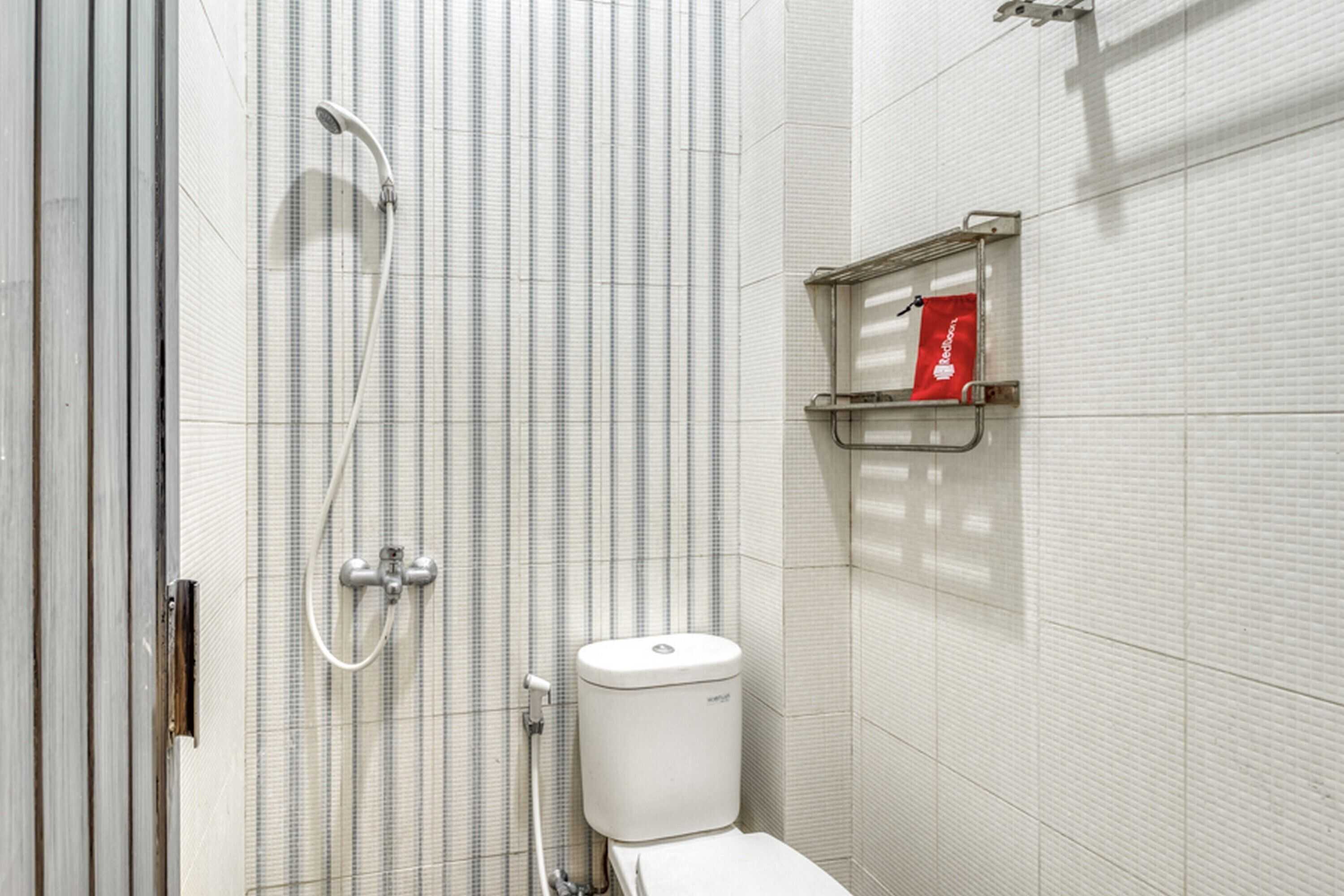 Gift card for Reddoorz Near Affandi Gejayan 2