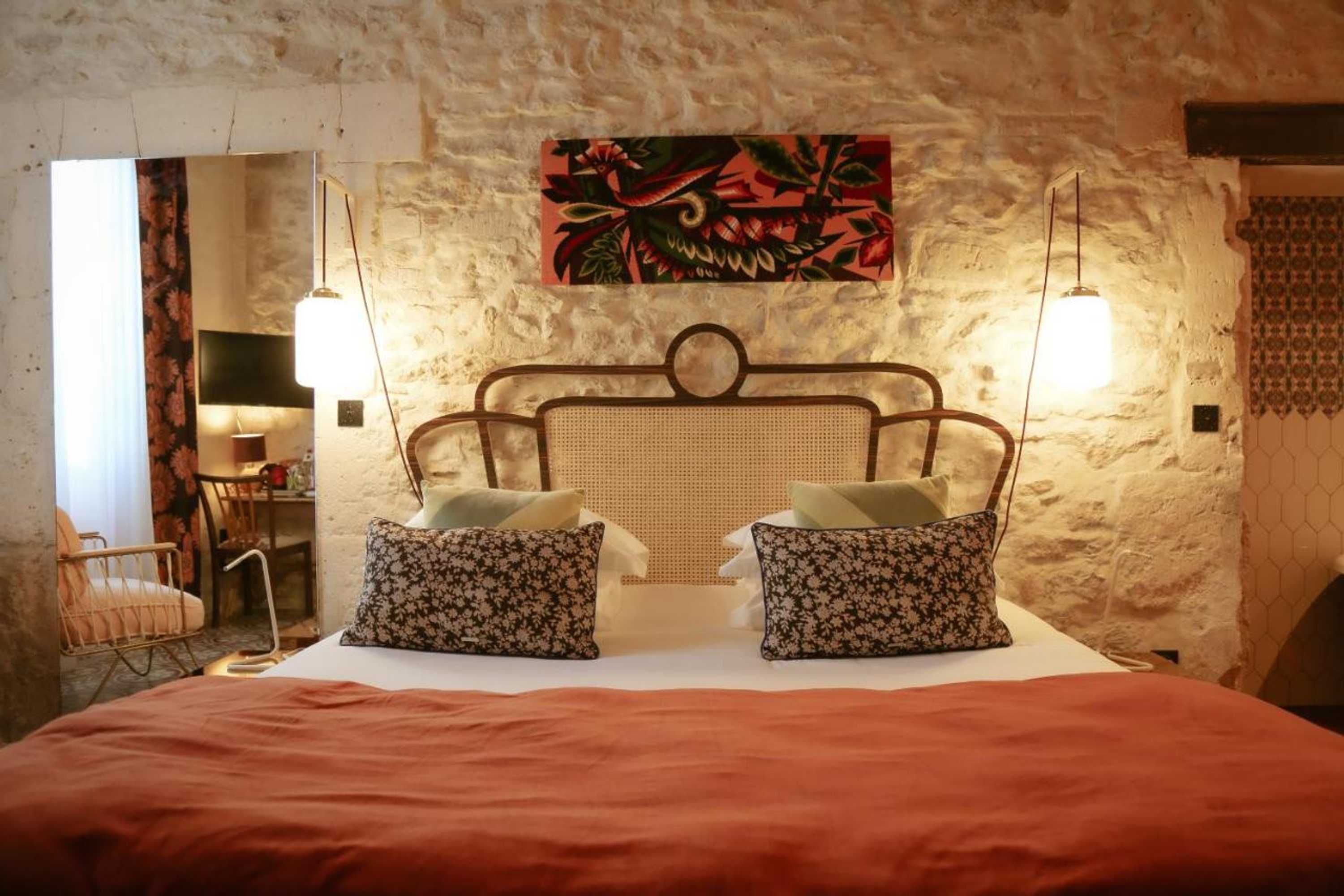 Gift card for Le Petit Hotel Gift card for Le Petit Hotel