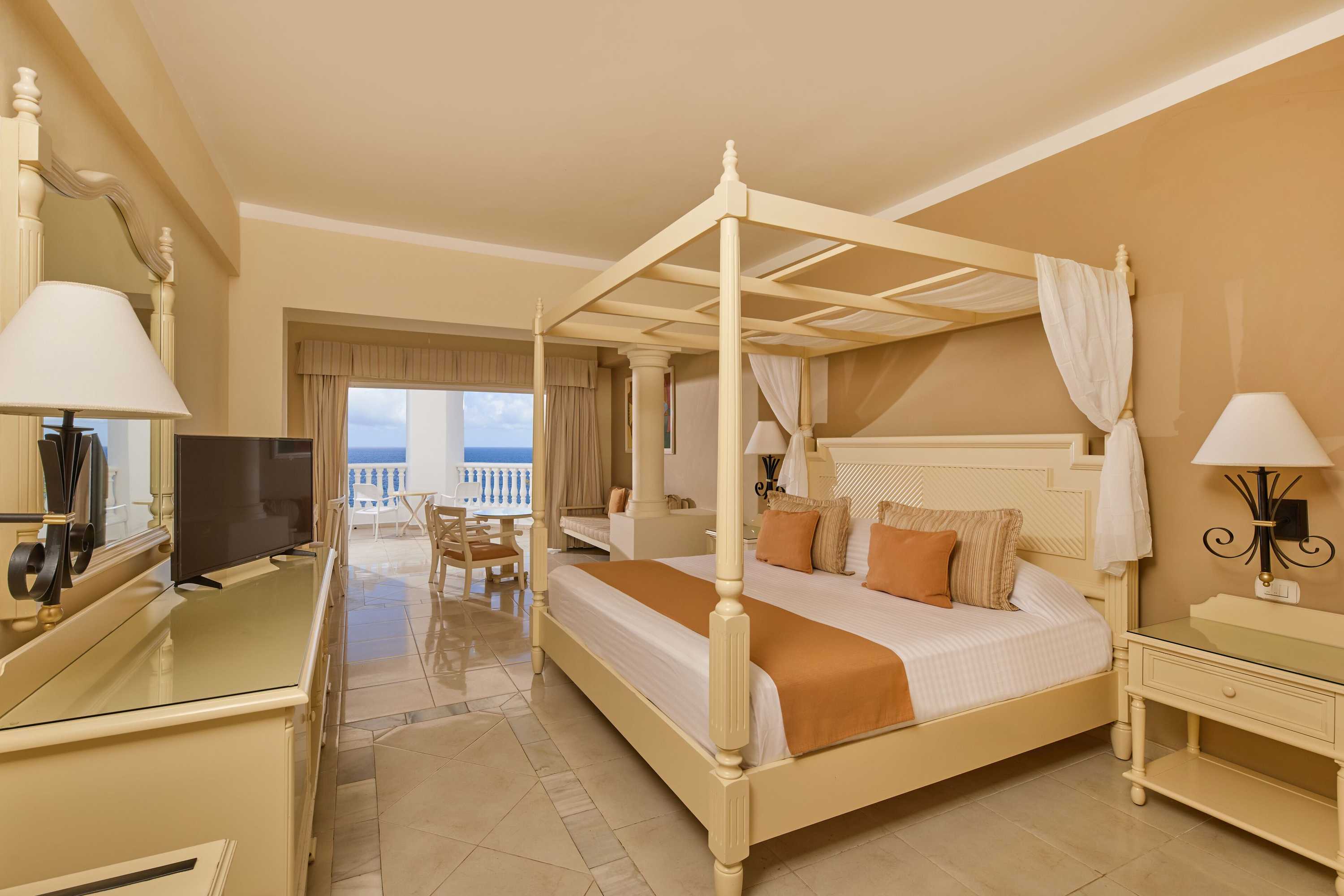 Gift card for Bahia Principe Luxury Runaway Bay - Adults Only - All Inclusive Gift card for Bahia Principe Luxury Runaway Bay - Adults Only - All Inclusive