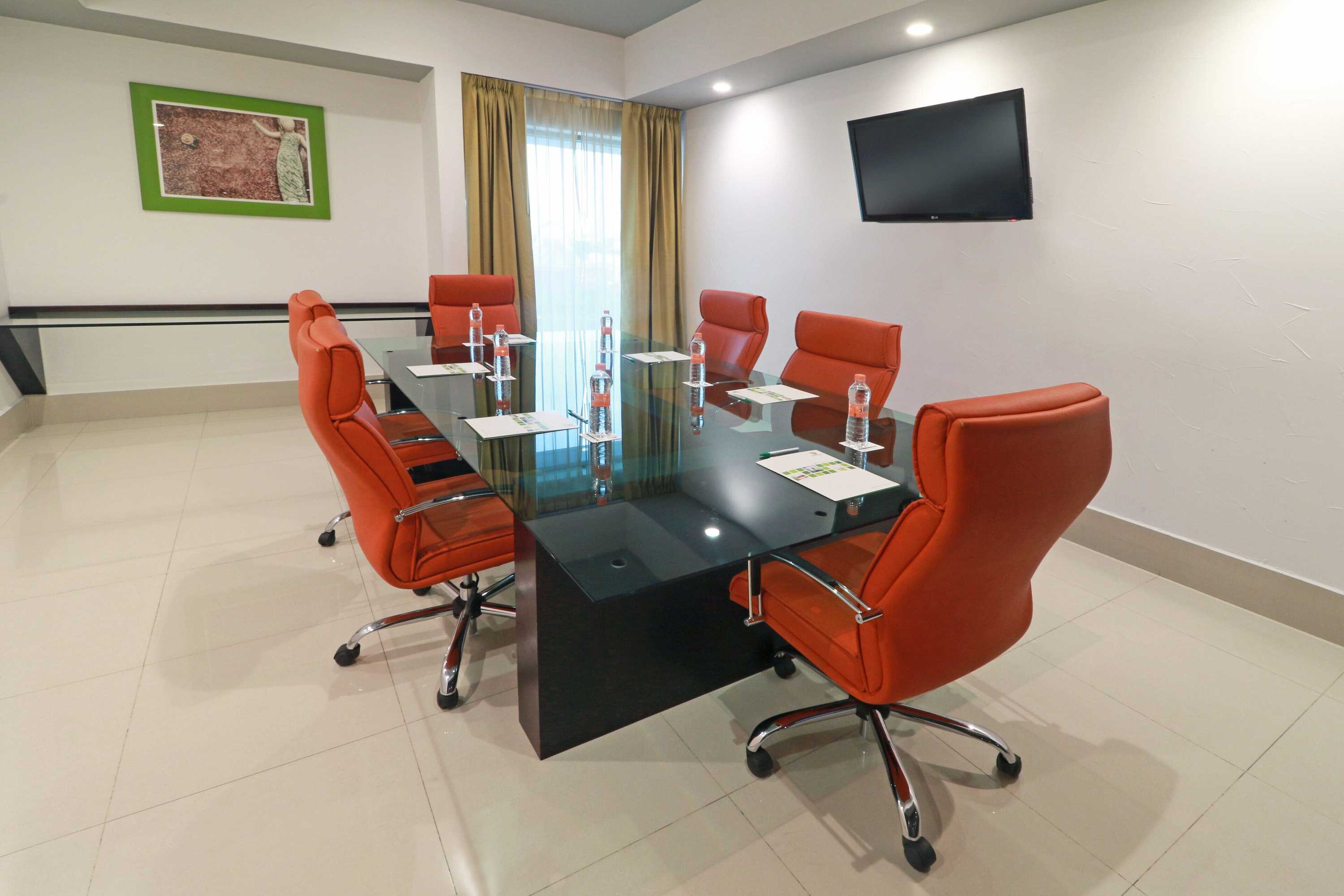 Gift card for Holiday Inn Queretaro Zona Krystal by Ihg Gift card for Holiday Inn Queretaro Zona Krystal by Ihg