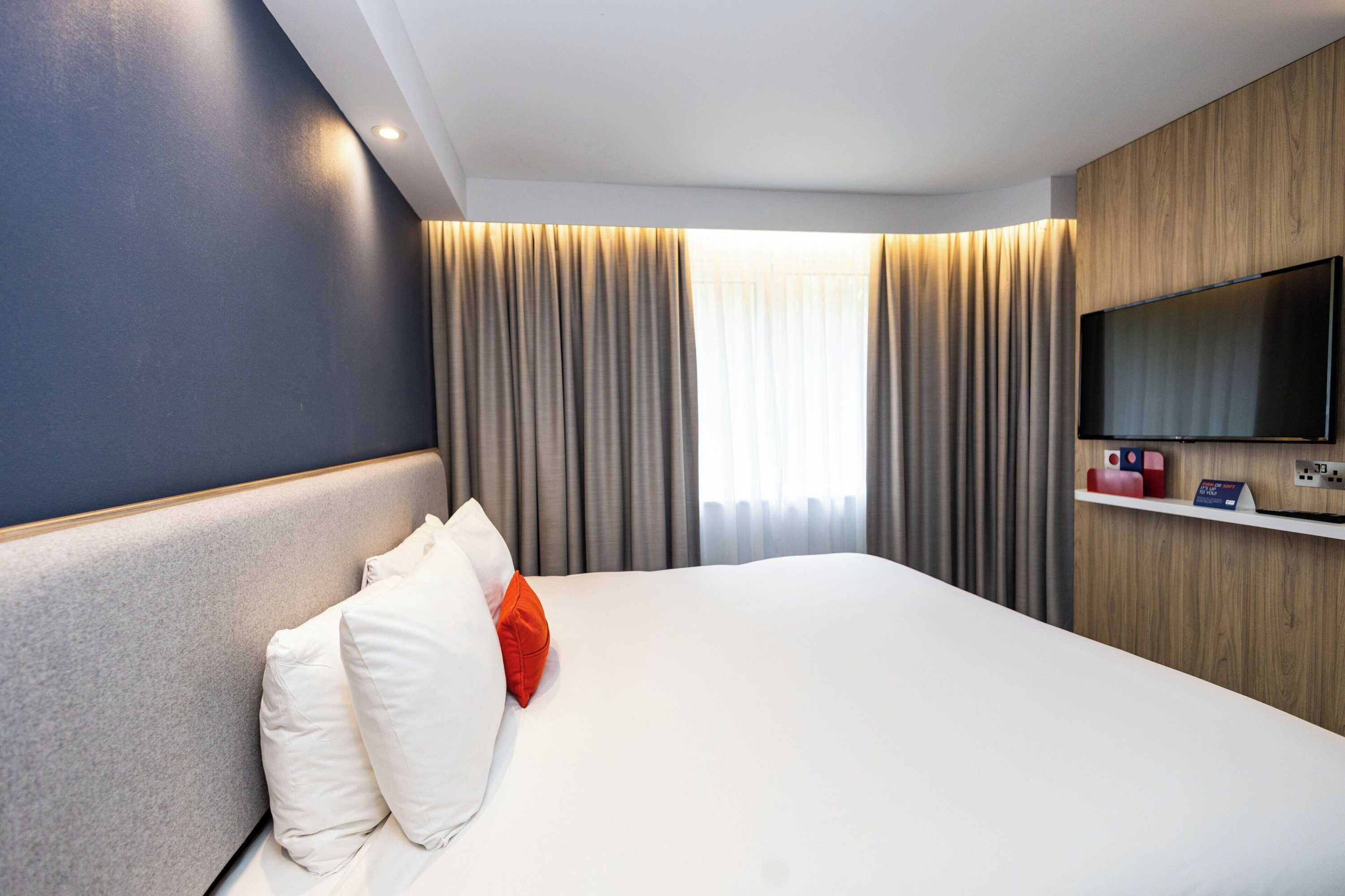 Gift card for Holiday Inn Express Canterbury by Ihg